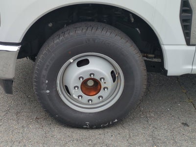 2026 Ford Super Duty F-350 DRW XL