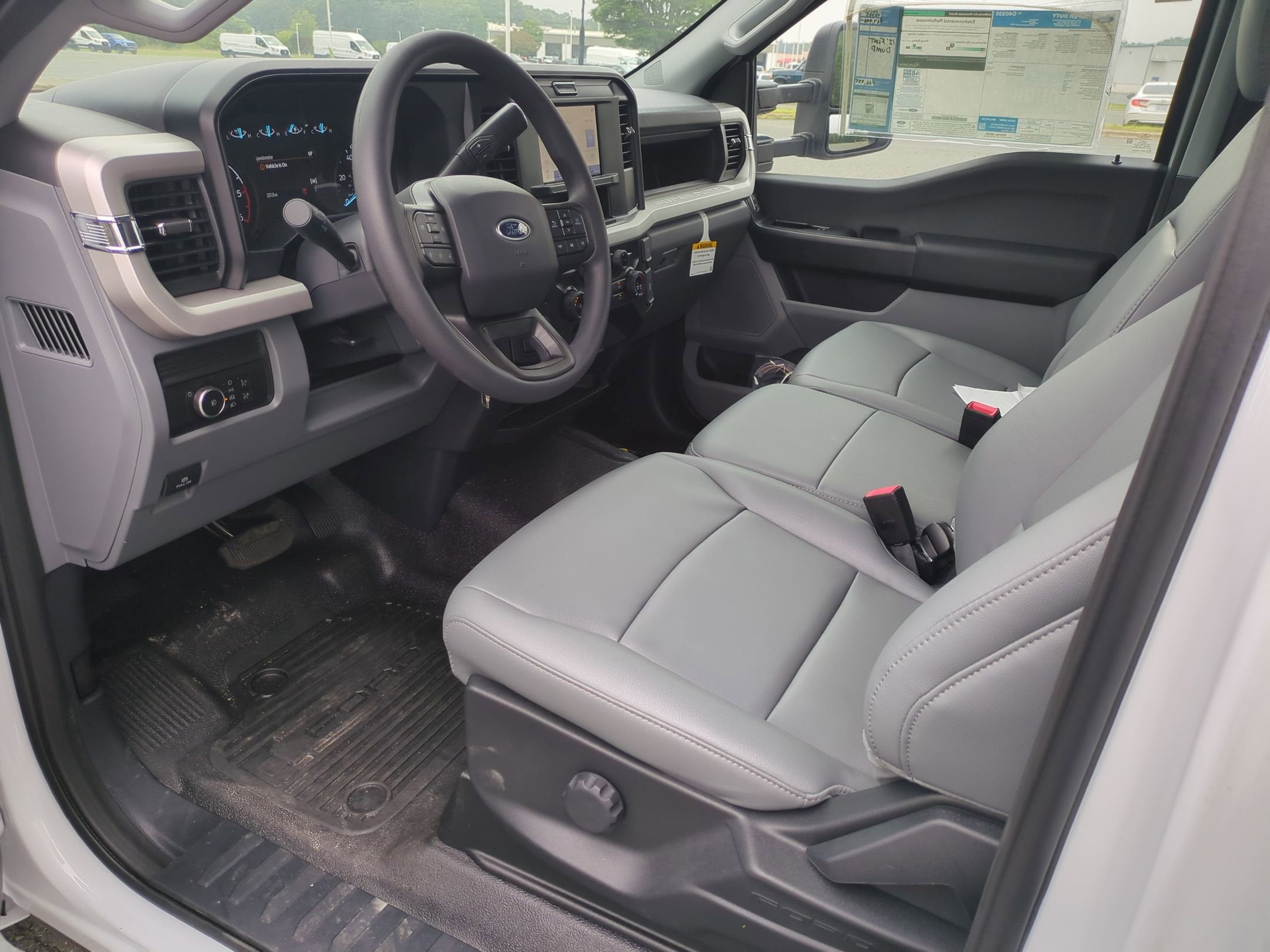 2026 Ford Super Duty F-350 DRW XL