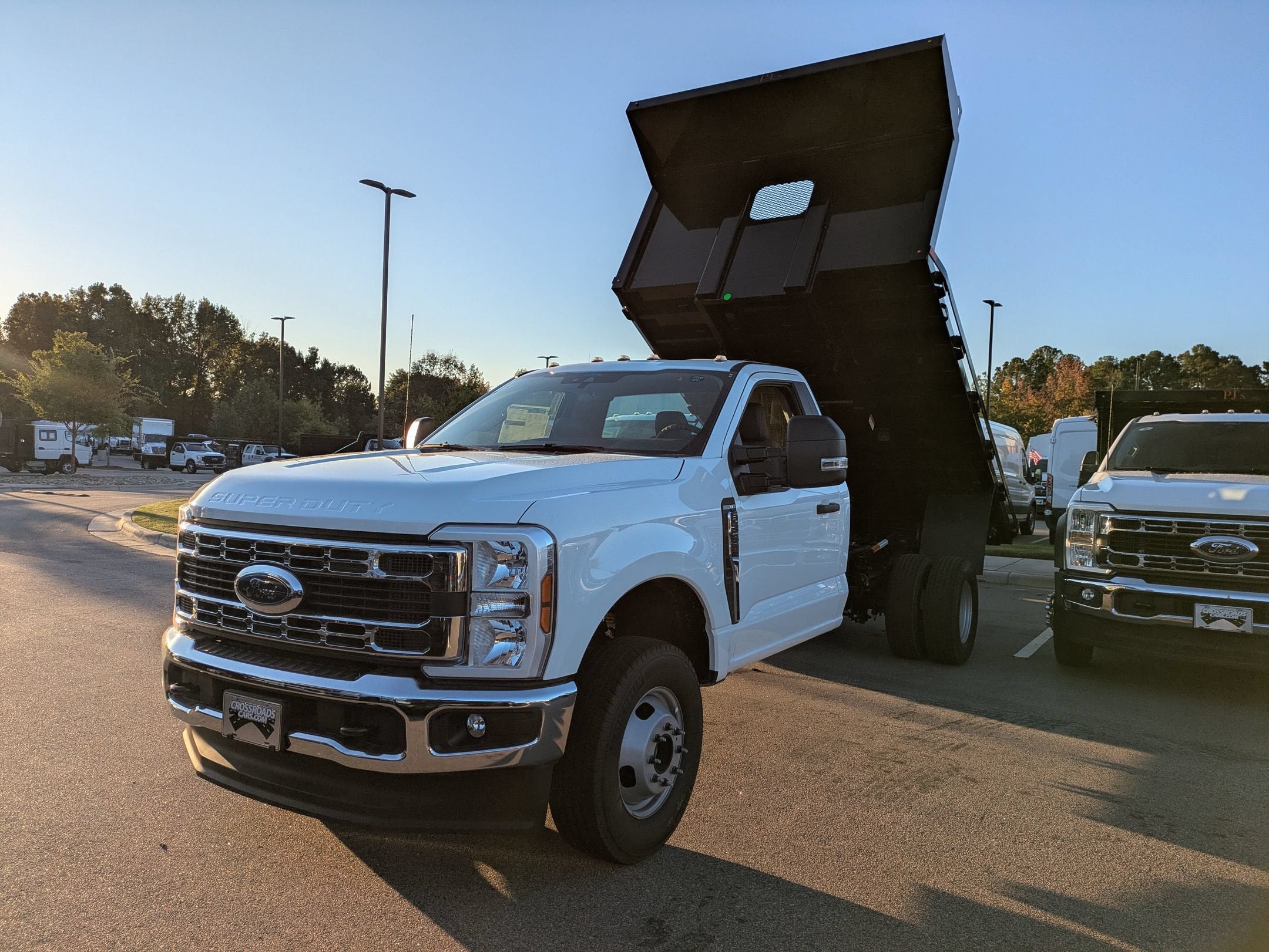 2026 Ford Super Duty F-350 DRW XL PJs 12ft Flatbed Dump