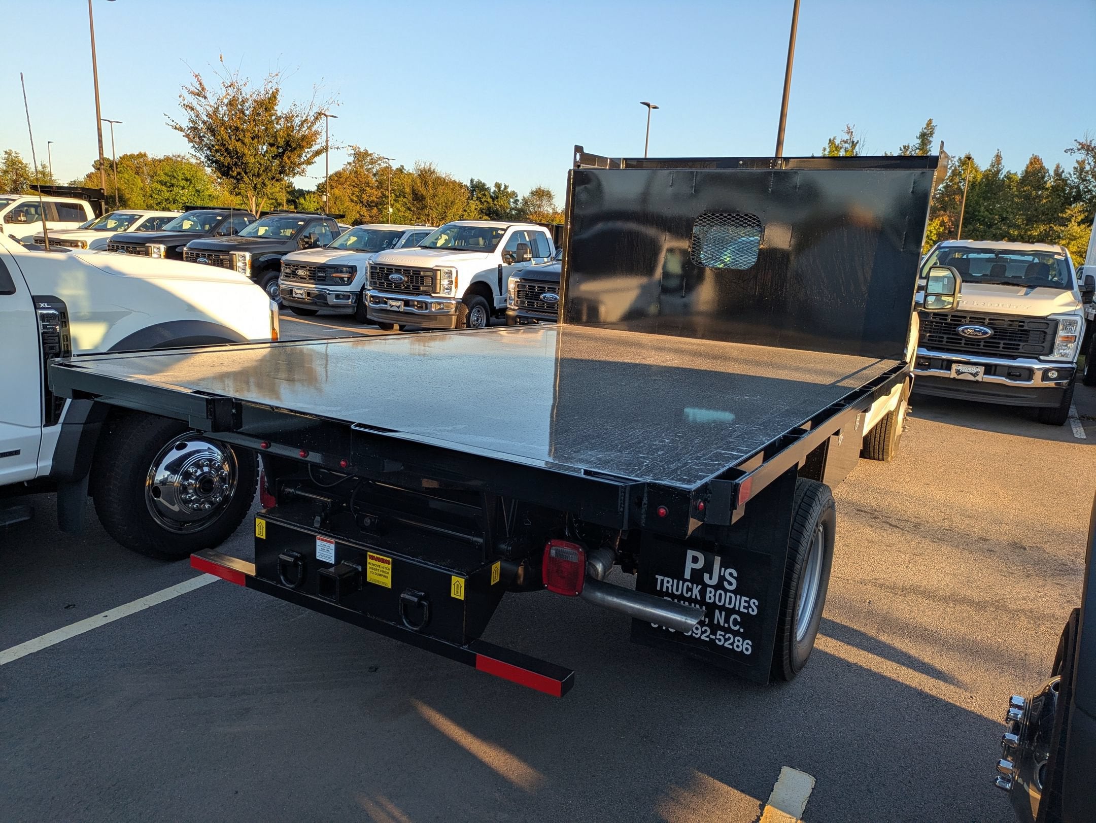 2026 Ford Super Duty F-350 DRW XL PJs 12ft Flatbed Dump