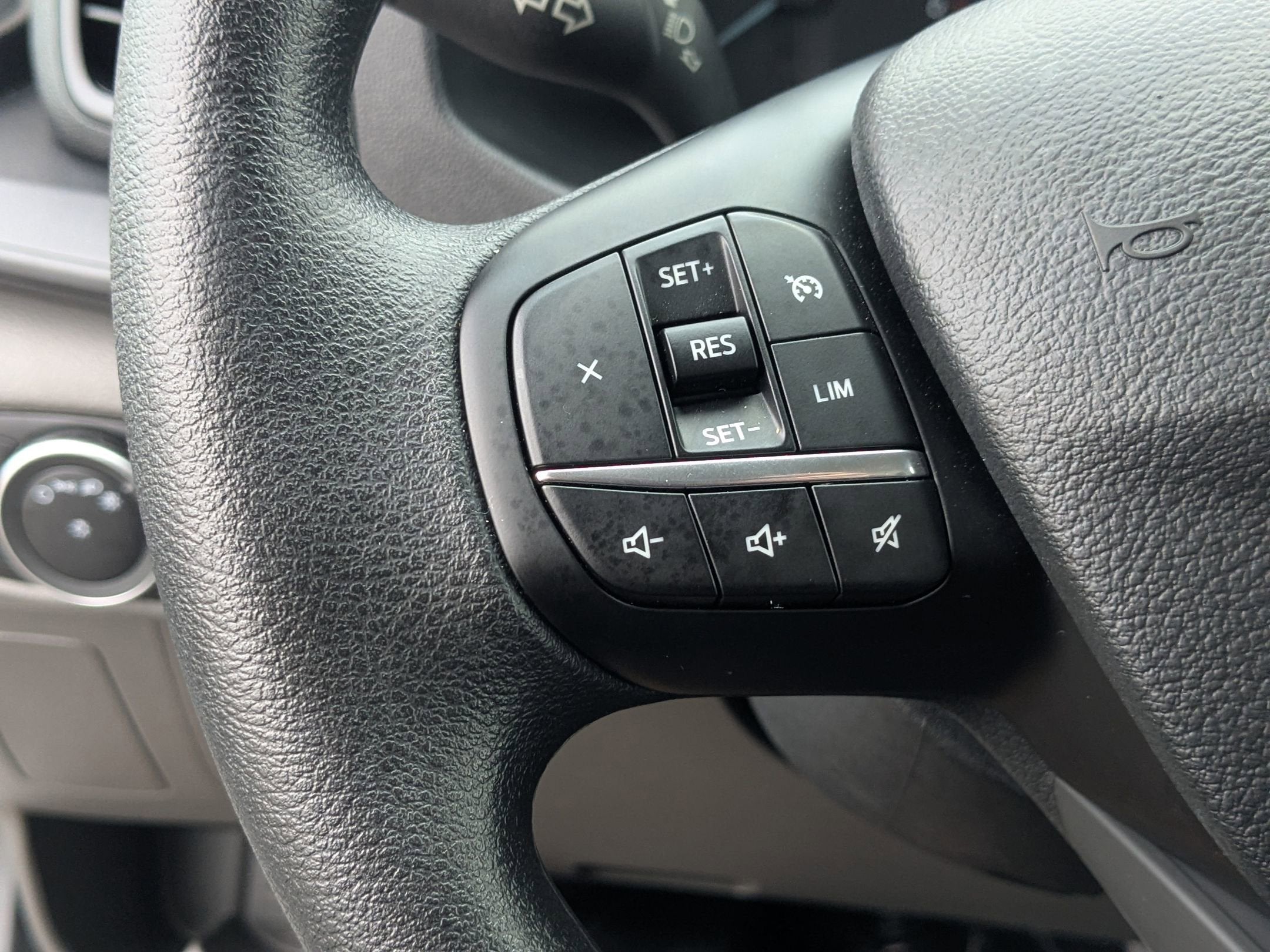 2024 Ford Transit Cutaway 12FT Box