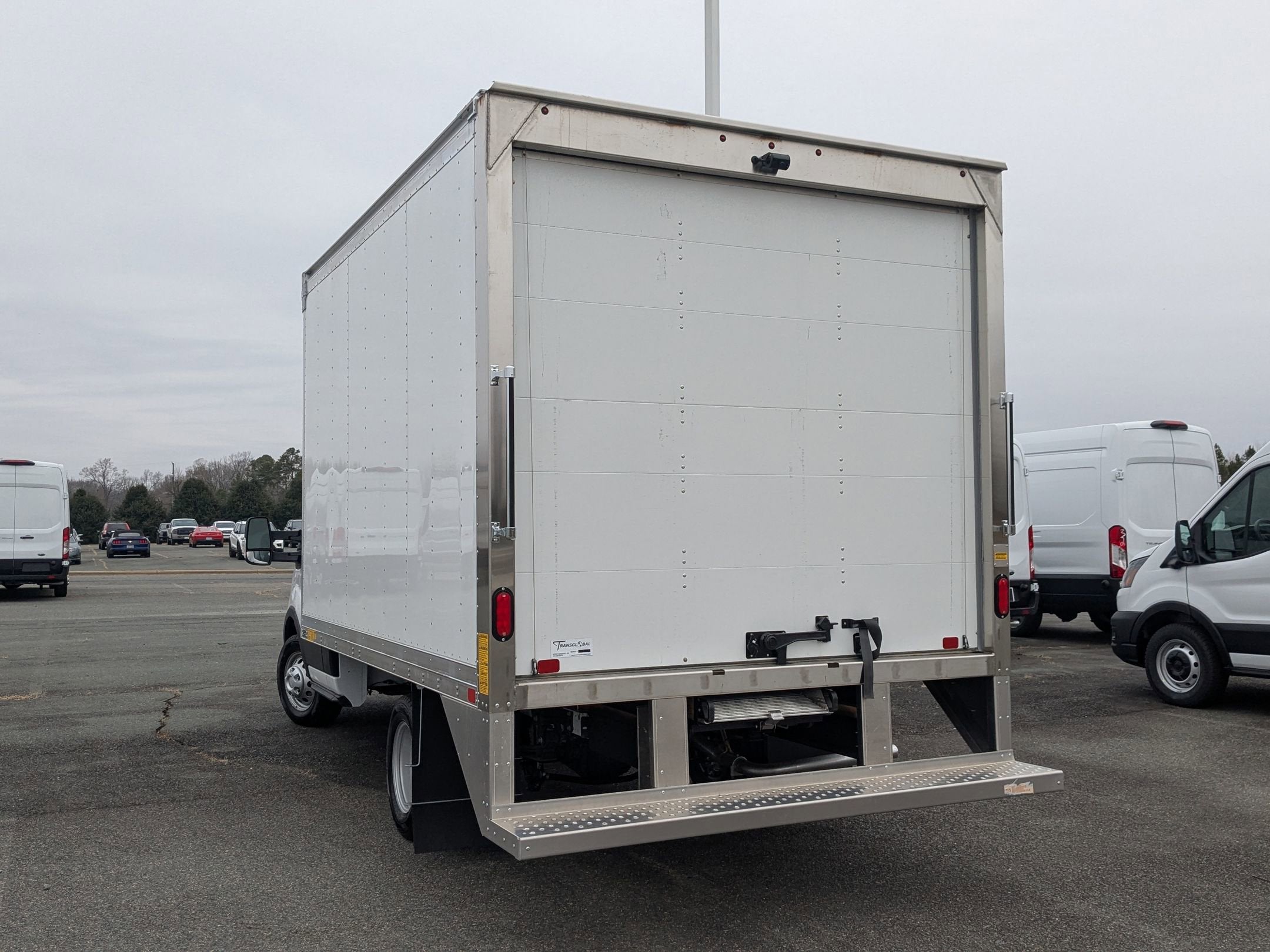 2024 Ford Transit Cutaway 12FT Box