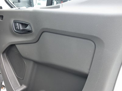 2024 Ford Transit Chassis Base 14FT Box