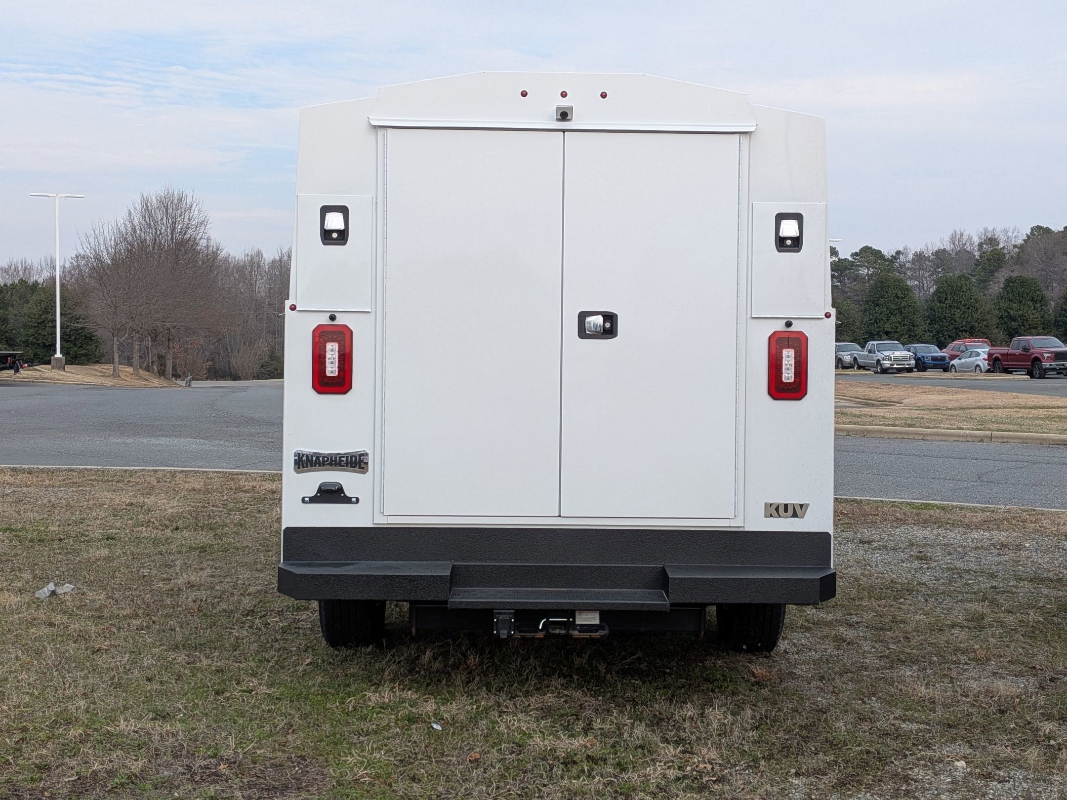 2026 Ford E-Series Cutaway Base