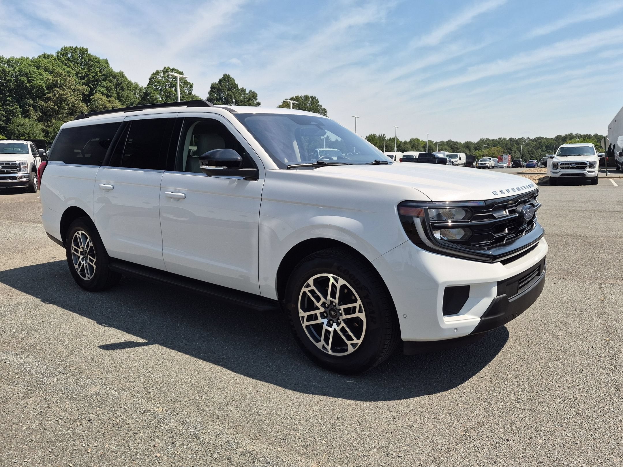 2025 Ford Expedition Max Active