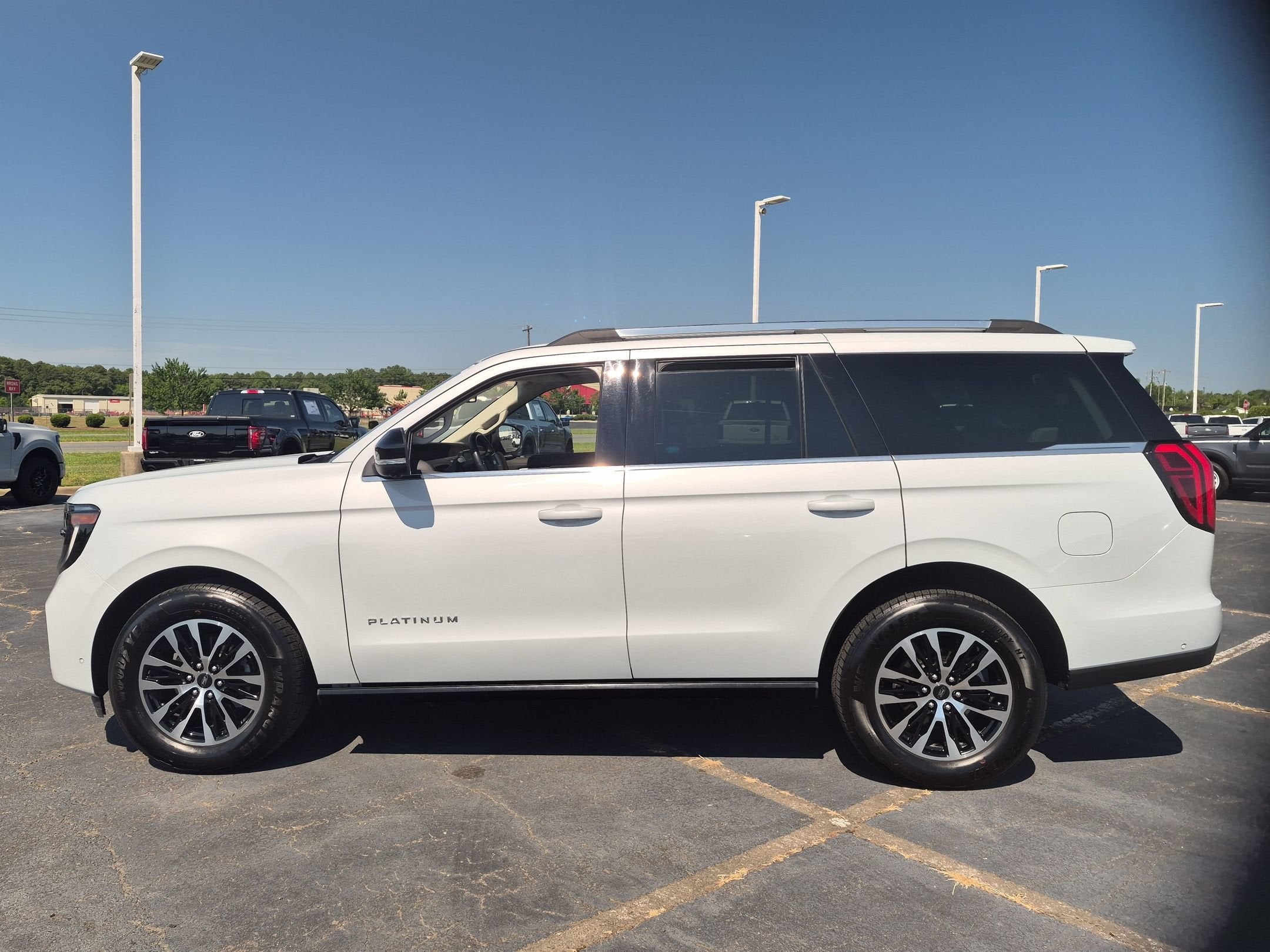 2025 Ford Expedition Platinum
