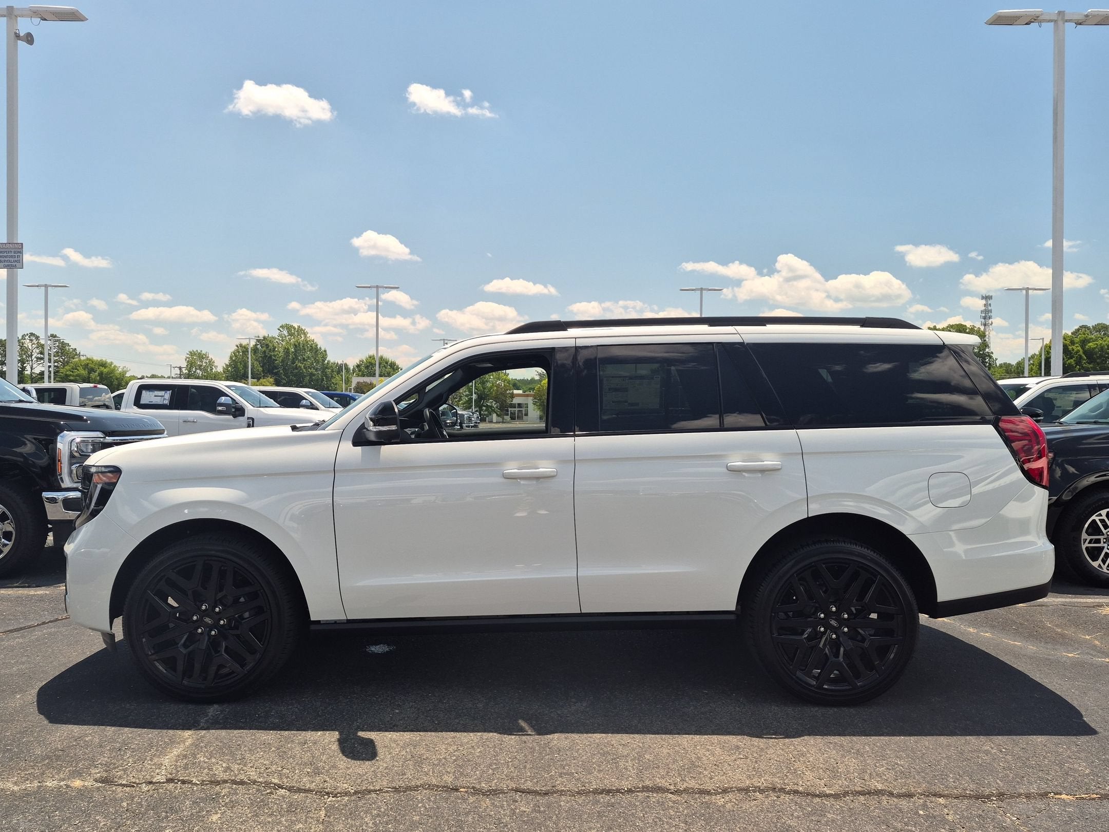 2027 Ford Expedition Platinum