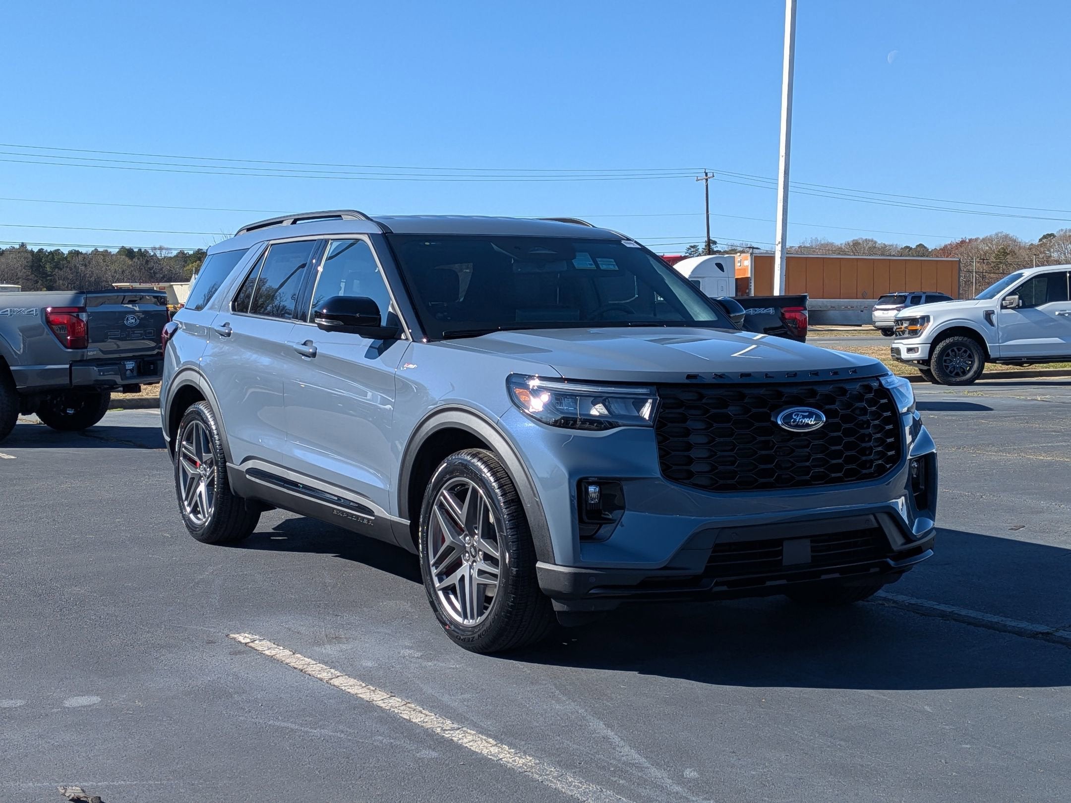 2026 Ford Explorer ST-Line