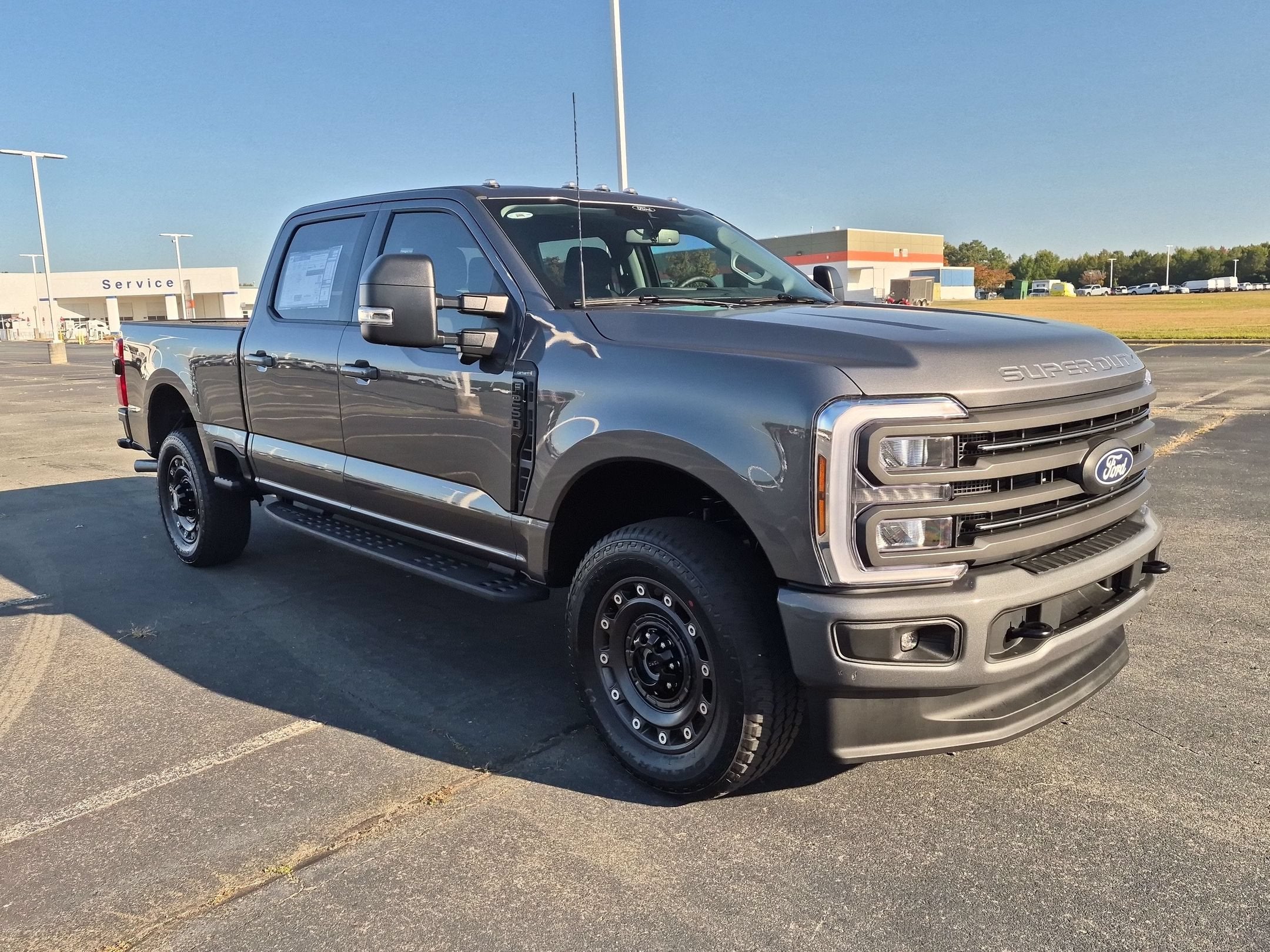 2027 Ford Super Duty F-250 SRW XLT