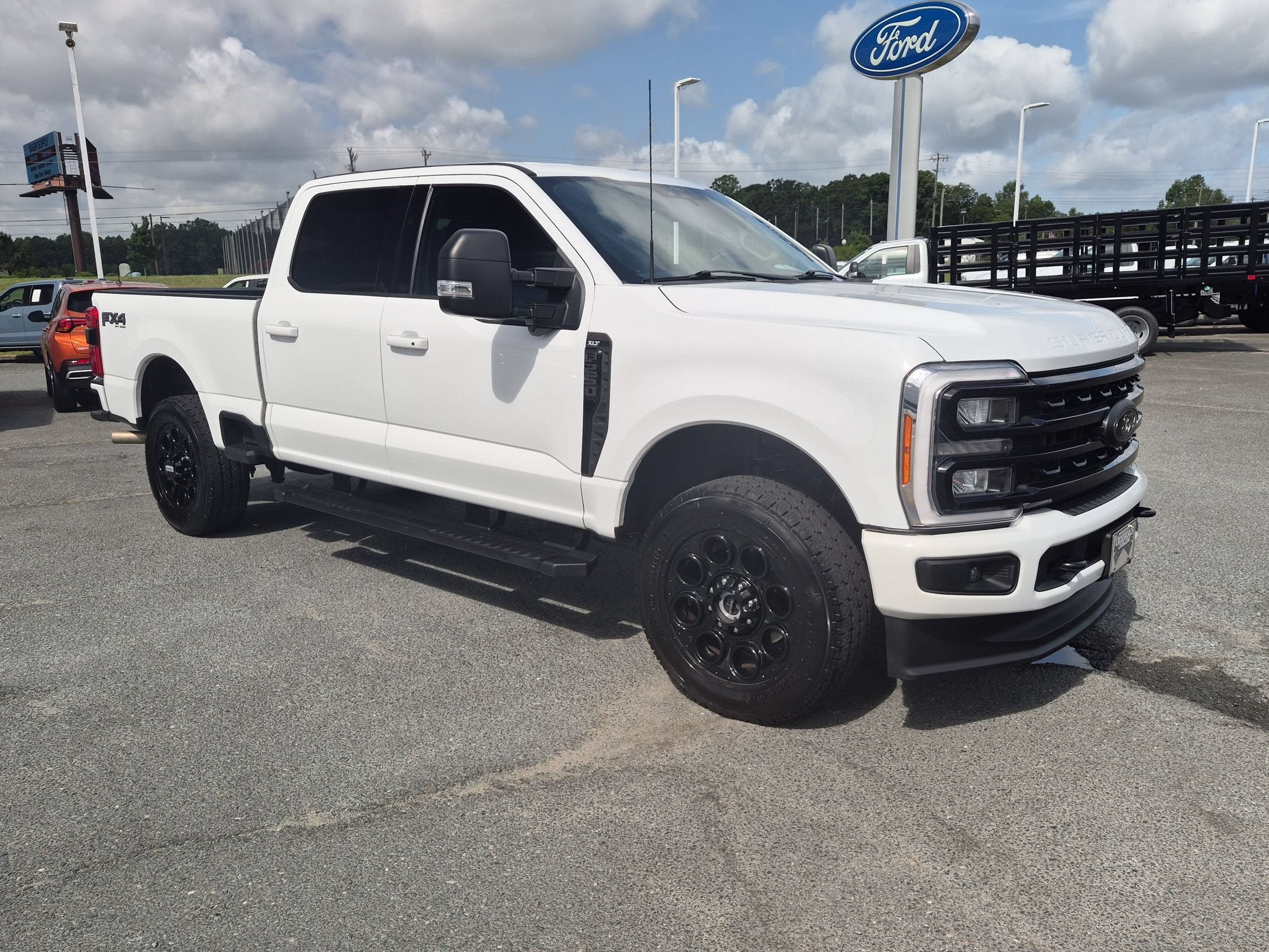 2024 Ford Super Duty F-250 SRW XLT
