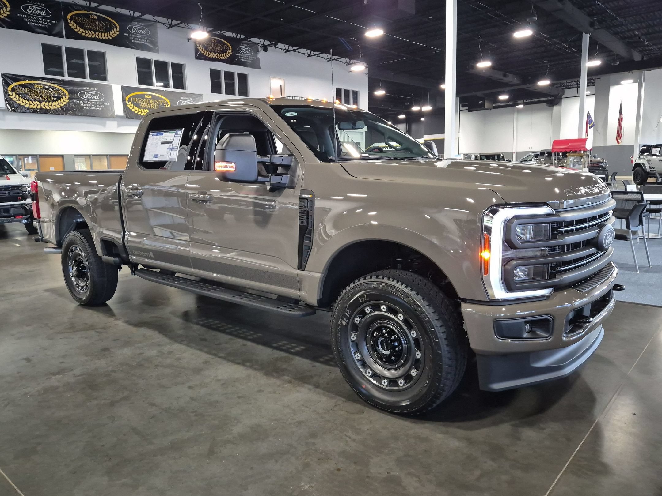 2027 Ford Super Duty F-250 SRW XLT