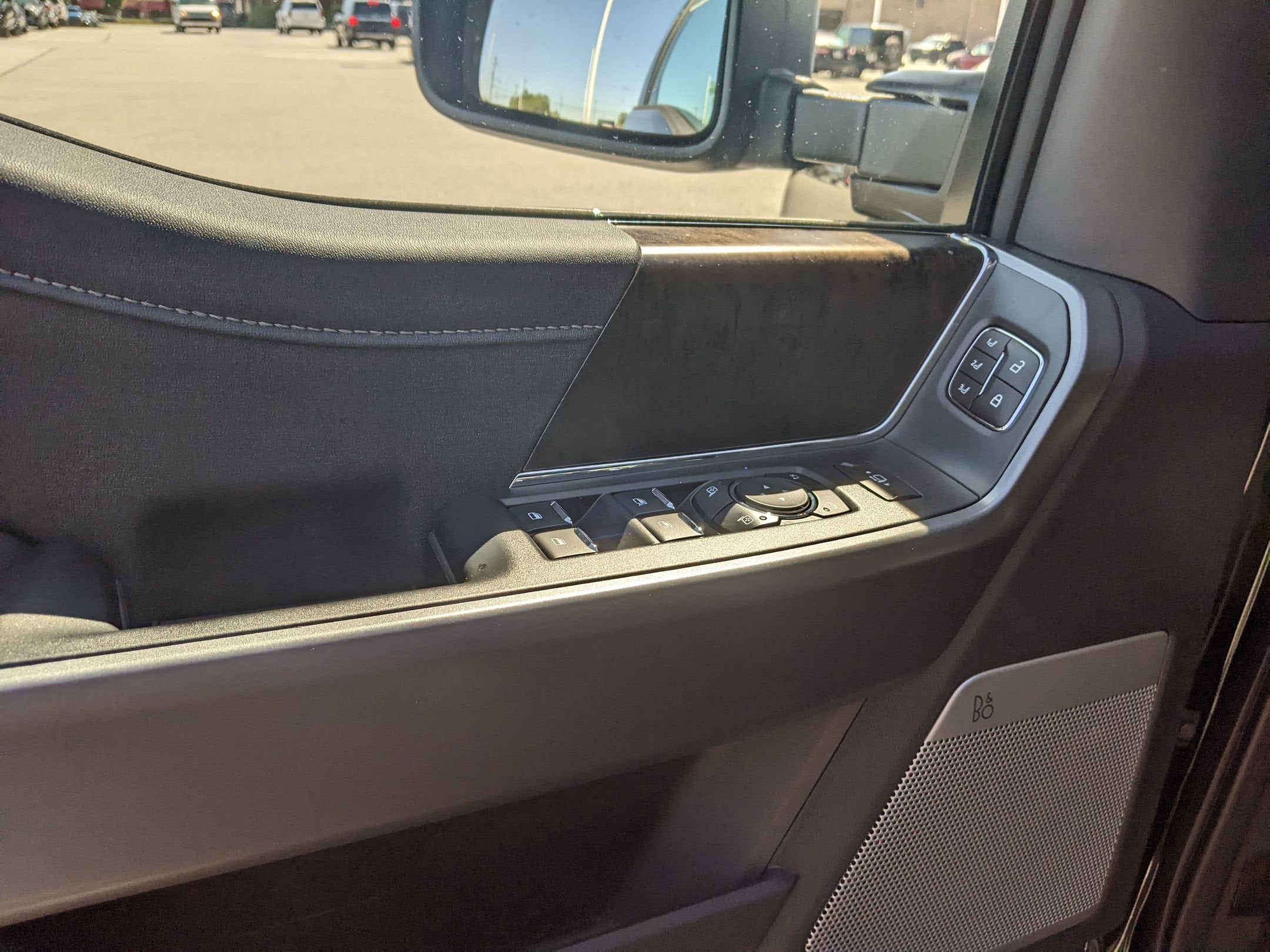 2025 Ford Super Duty F-250 SRW LARIAT