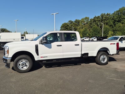 2027 Ford Super Duty F-350 SRW XL