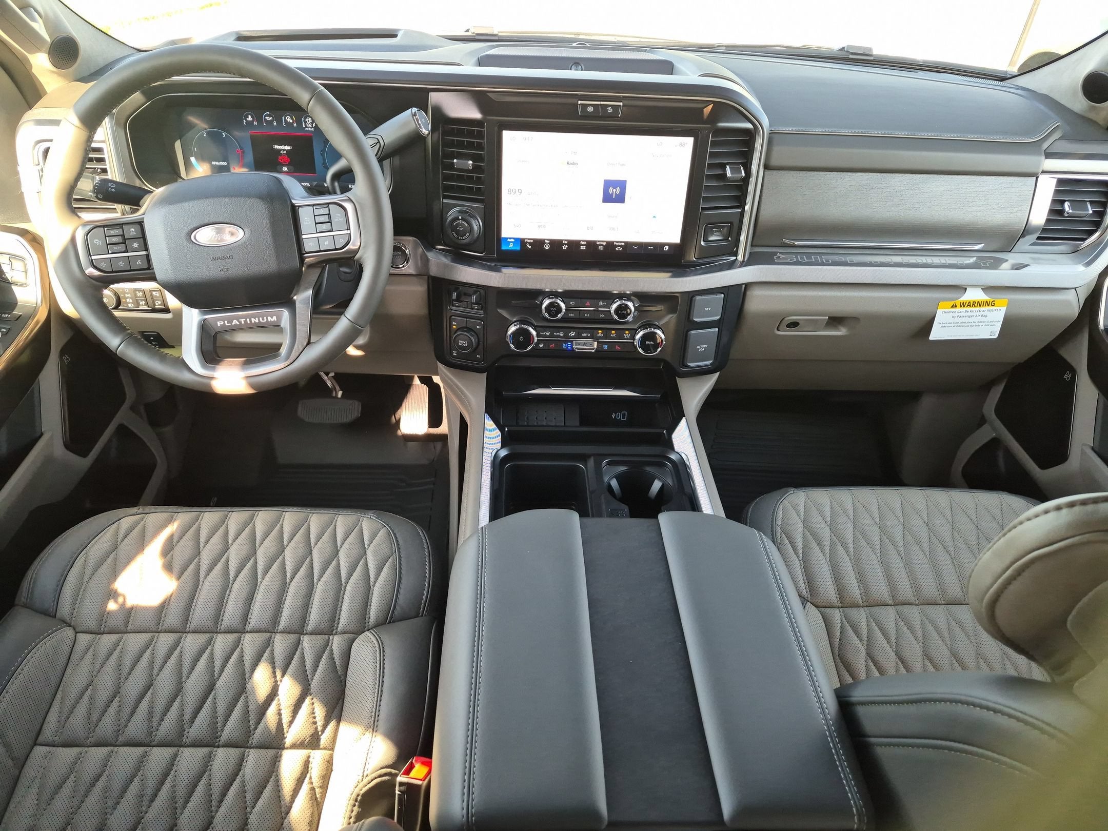 2026 Ford Super Duty F-350 SRW Platinum