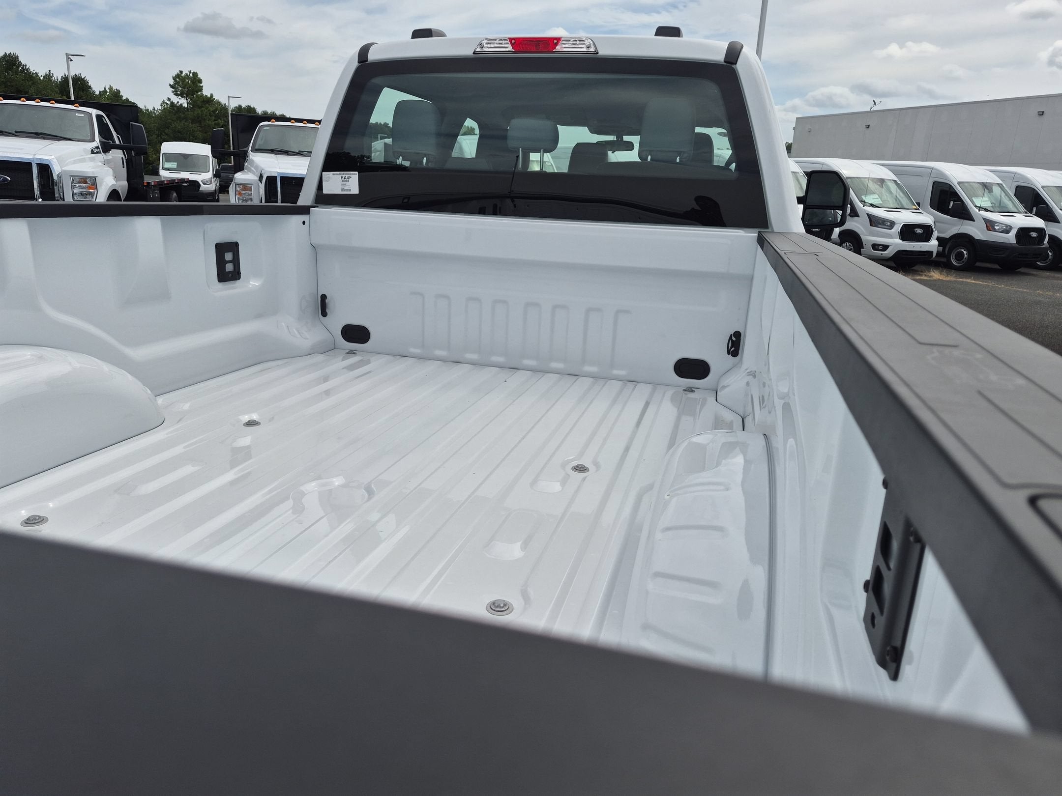 2026 Ford Super Duty F-350 SRW XL