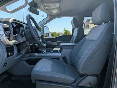 2026 Ford Super Duty F-350 SRW XLT