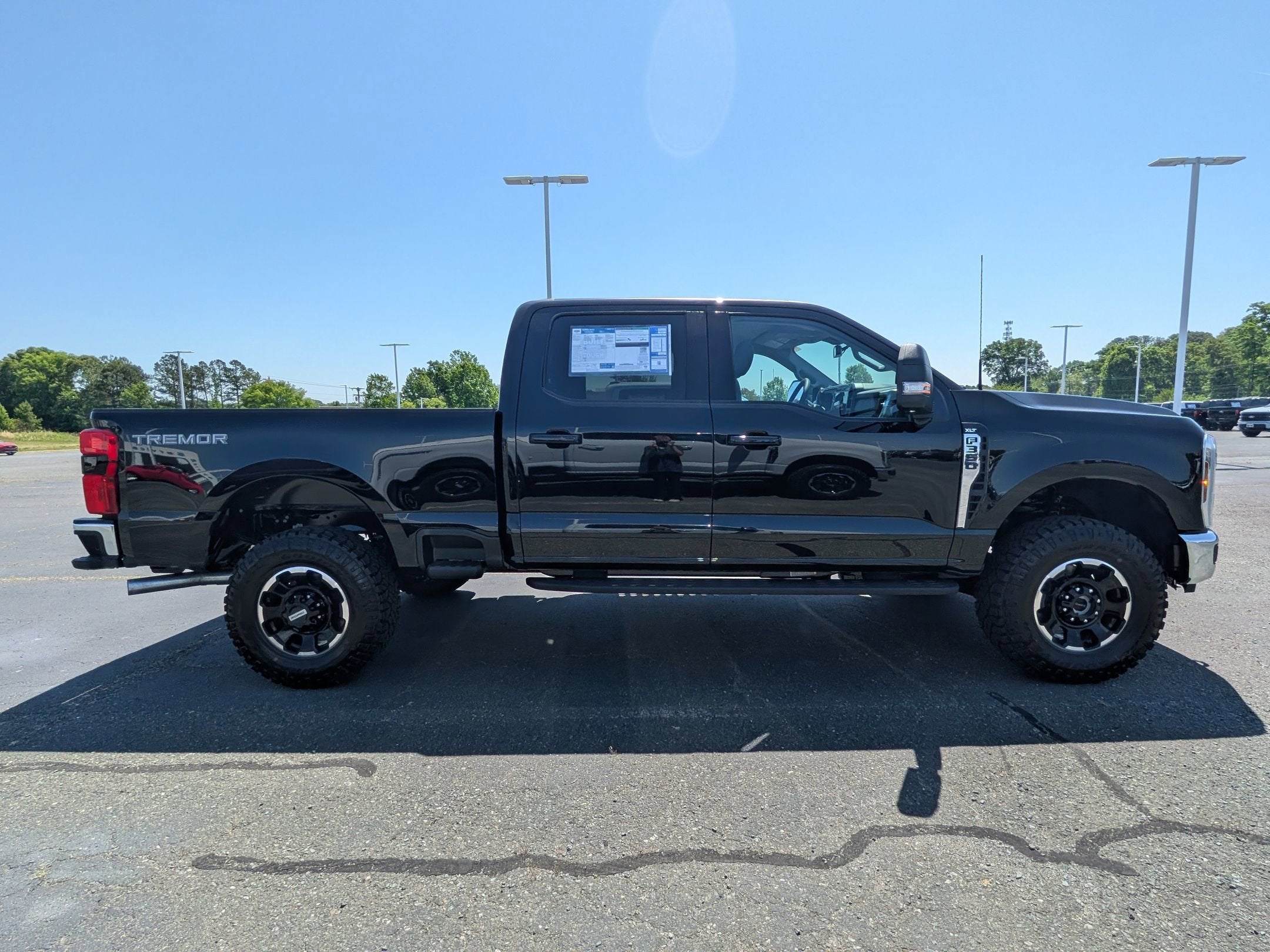 2026 Ford Super Duty F-350 SRW XLT