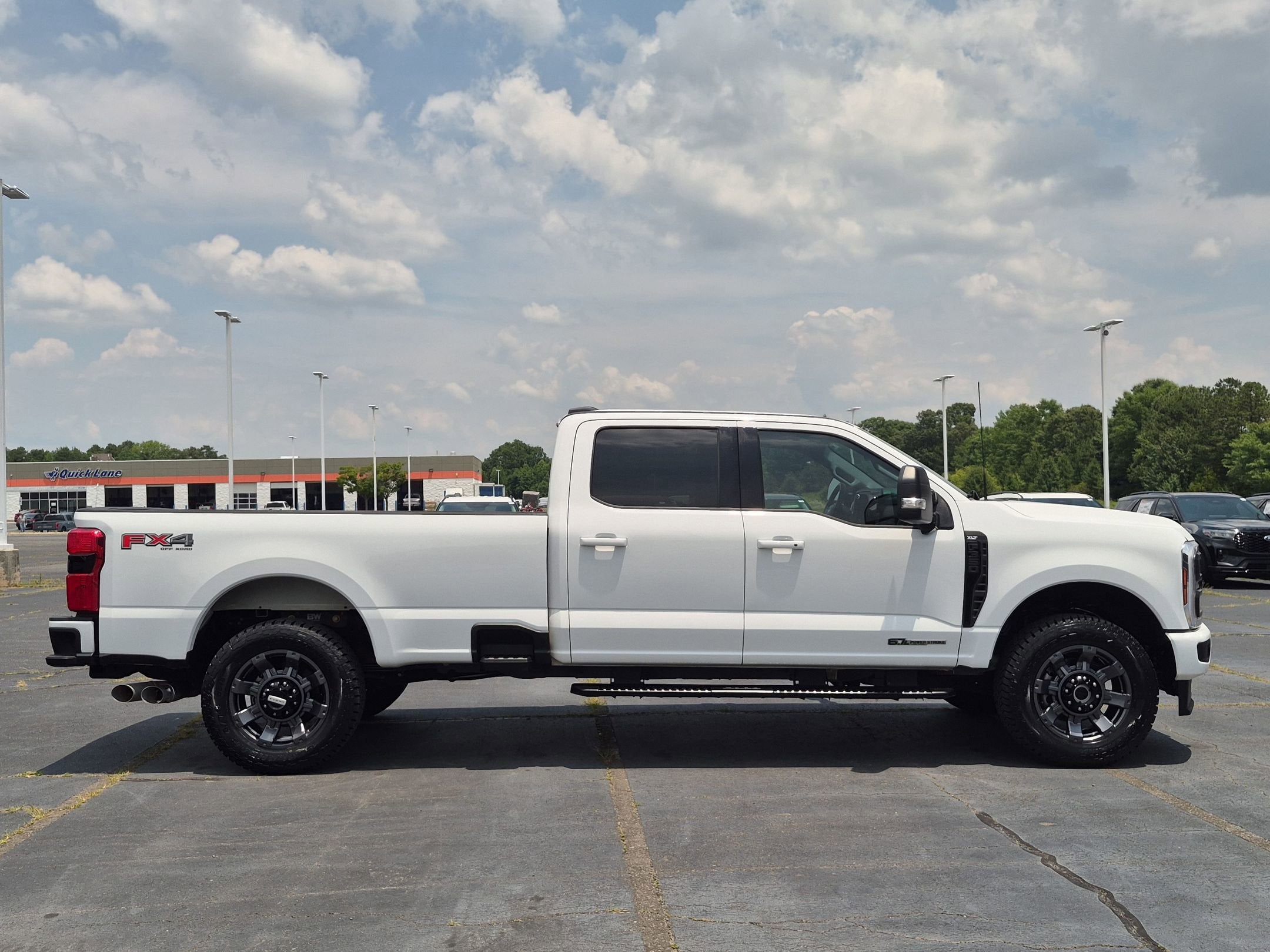 2024 Ford Super Duty F-350 SRW XLT