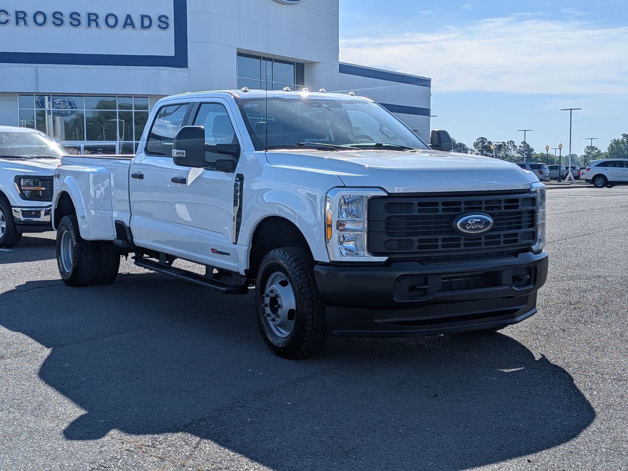 2024 Ford Super Duty F-350 DRW XL