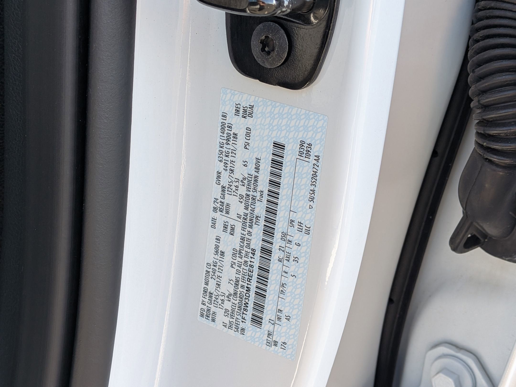 2024 Ford Super Duty F-350 DRW XL