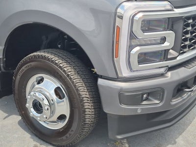 2026 Ford Super Duty F-350 DRW Platinum