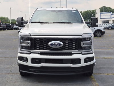 2025 Ford Super Duty F-350 DRW Platinum