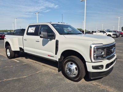 2026 Ford Super Duty F-350 DRW Platinum