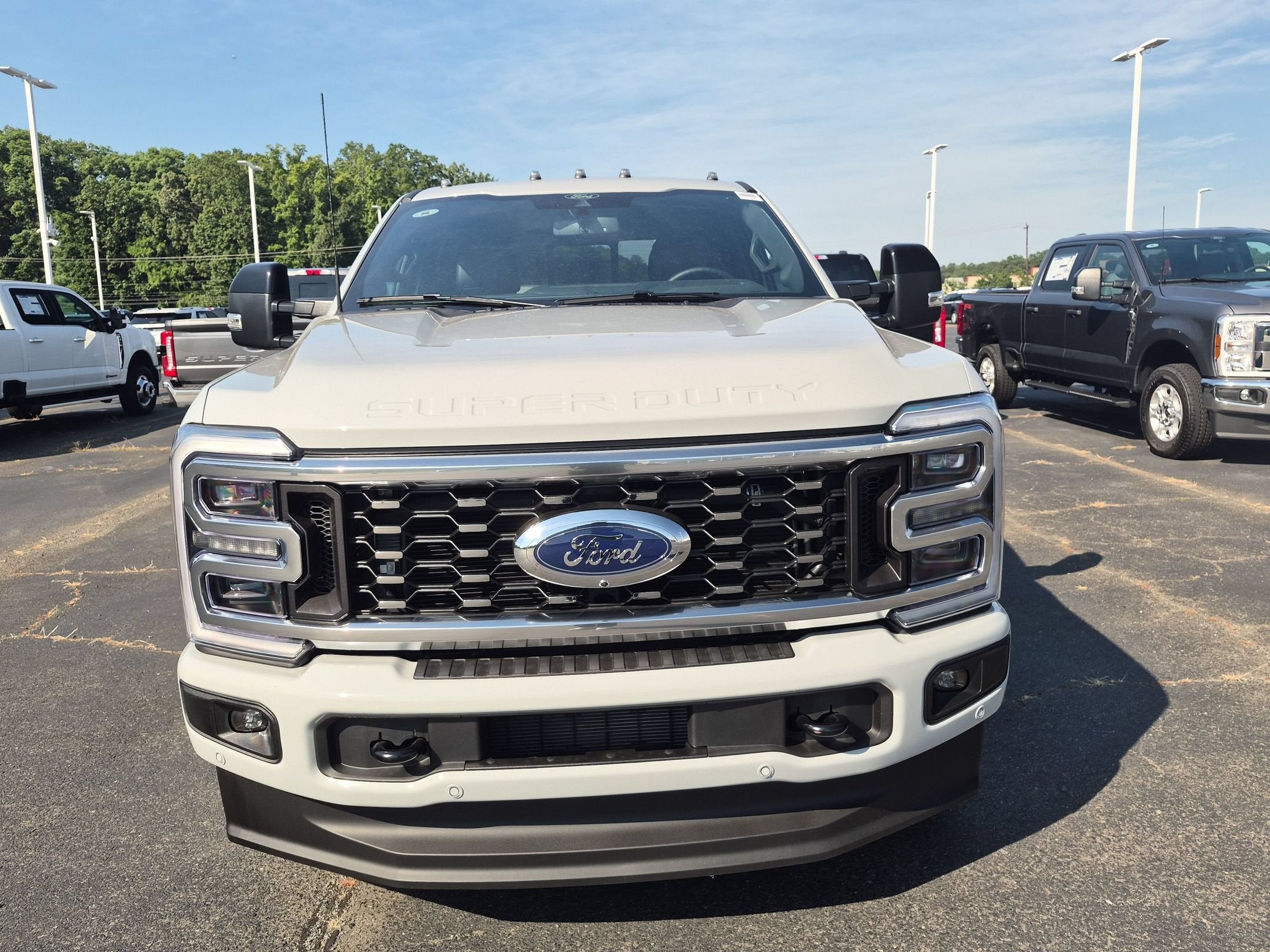 2026 Ford Super Duty F-350 DRW Platinum