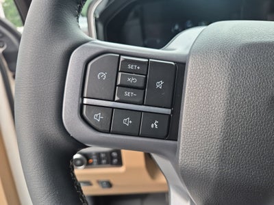 2026 Ford Super Duty F-350 DRW LARIAT