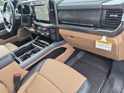 2026 Ford Super Duty F-350 DRW LARIAT