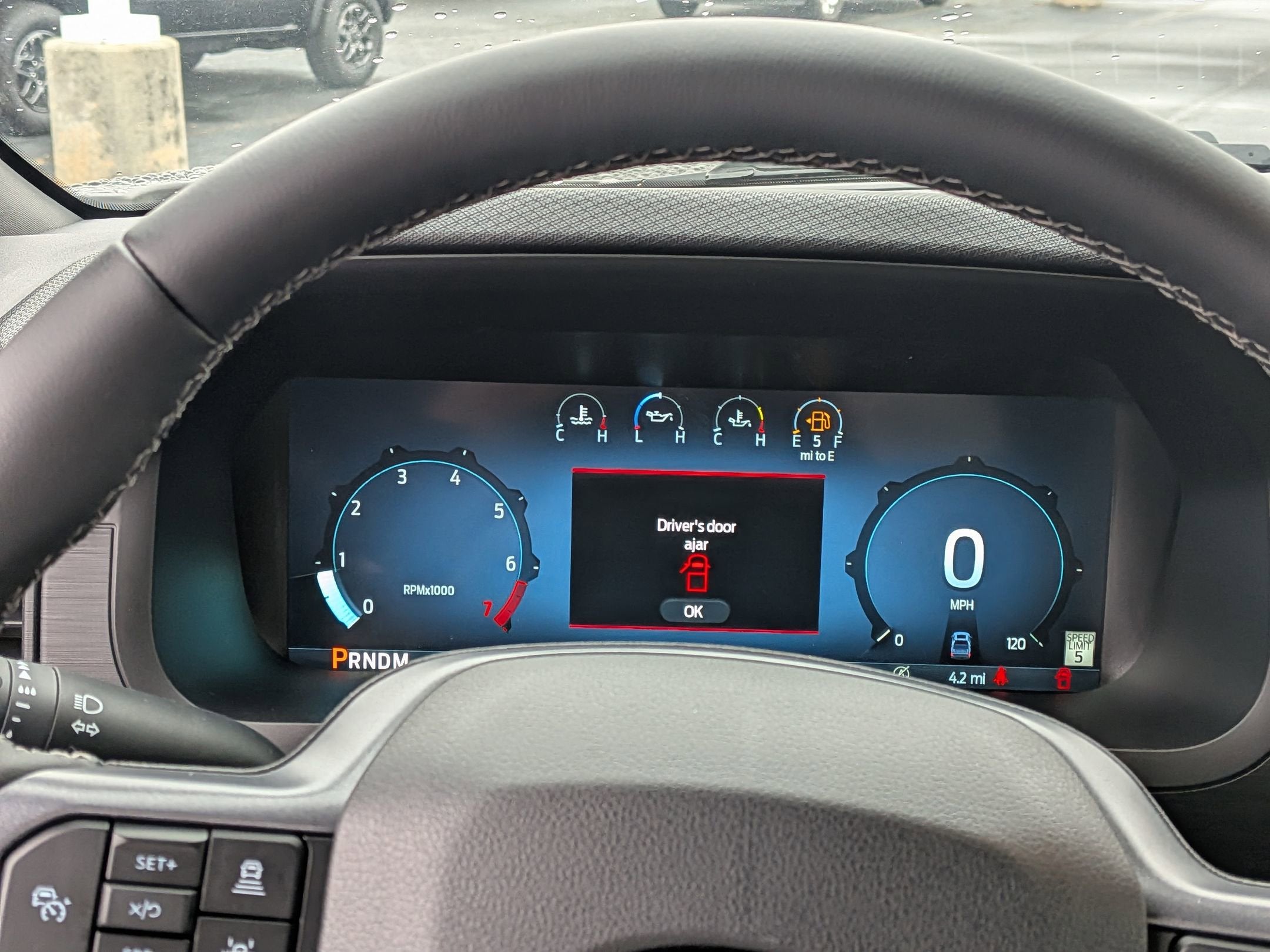 2026 Ford F-150 XLT - 6" lift custom wheels,Leather