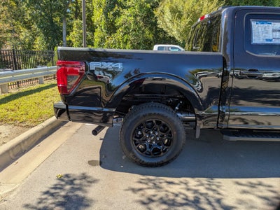 2025 Ford F-150 XLT - 6" lift custom wheels,Leather