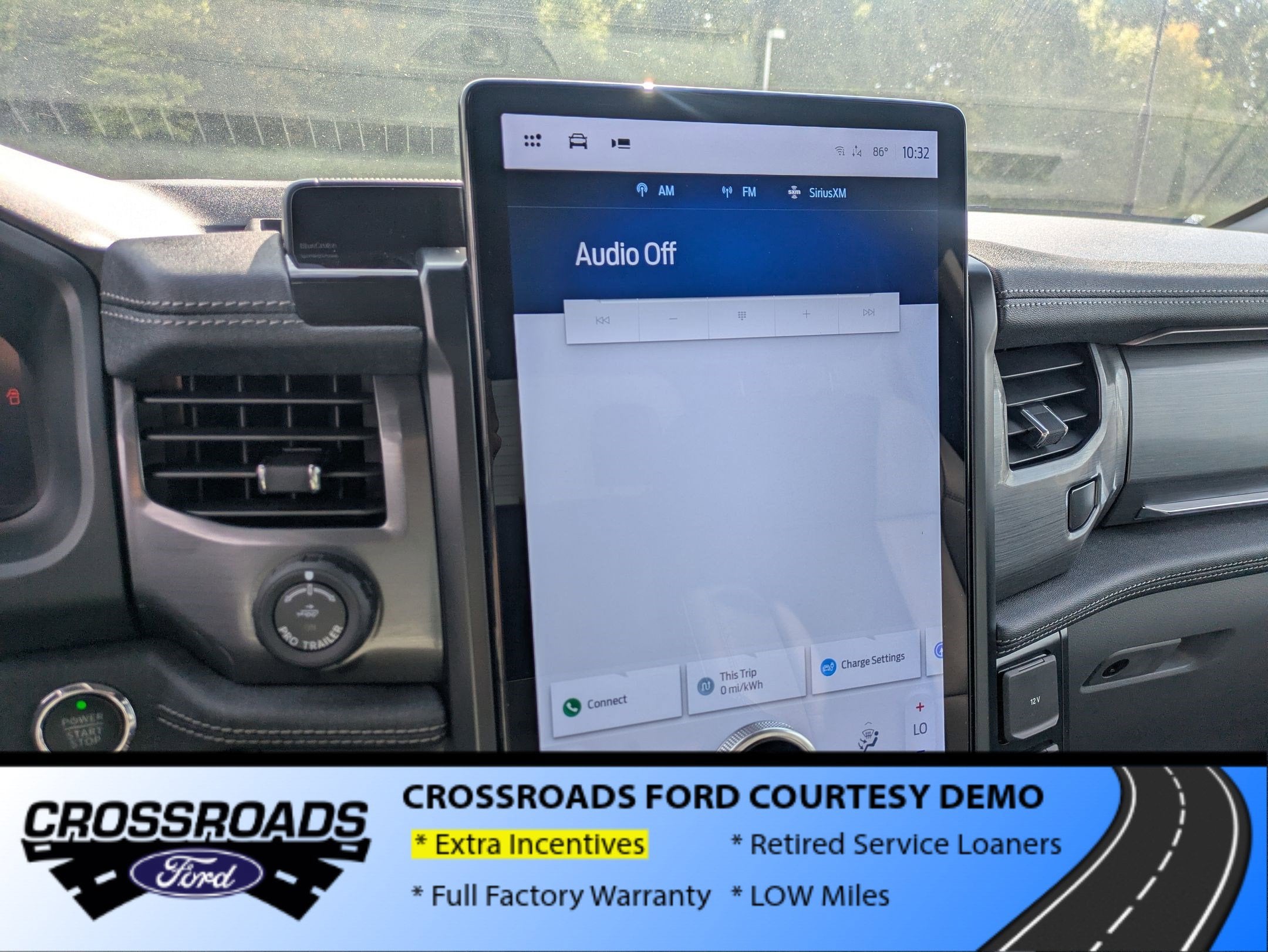 2025 Ford F-150 Lightning Flash - Crossroads Courtesy Demo