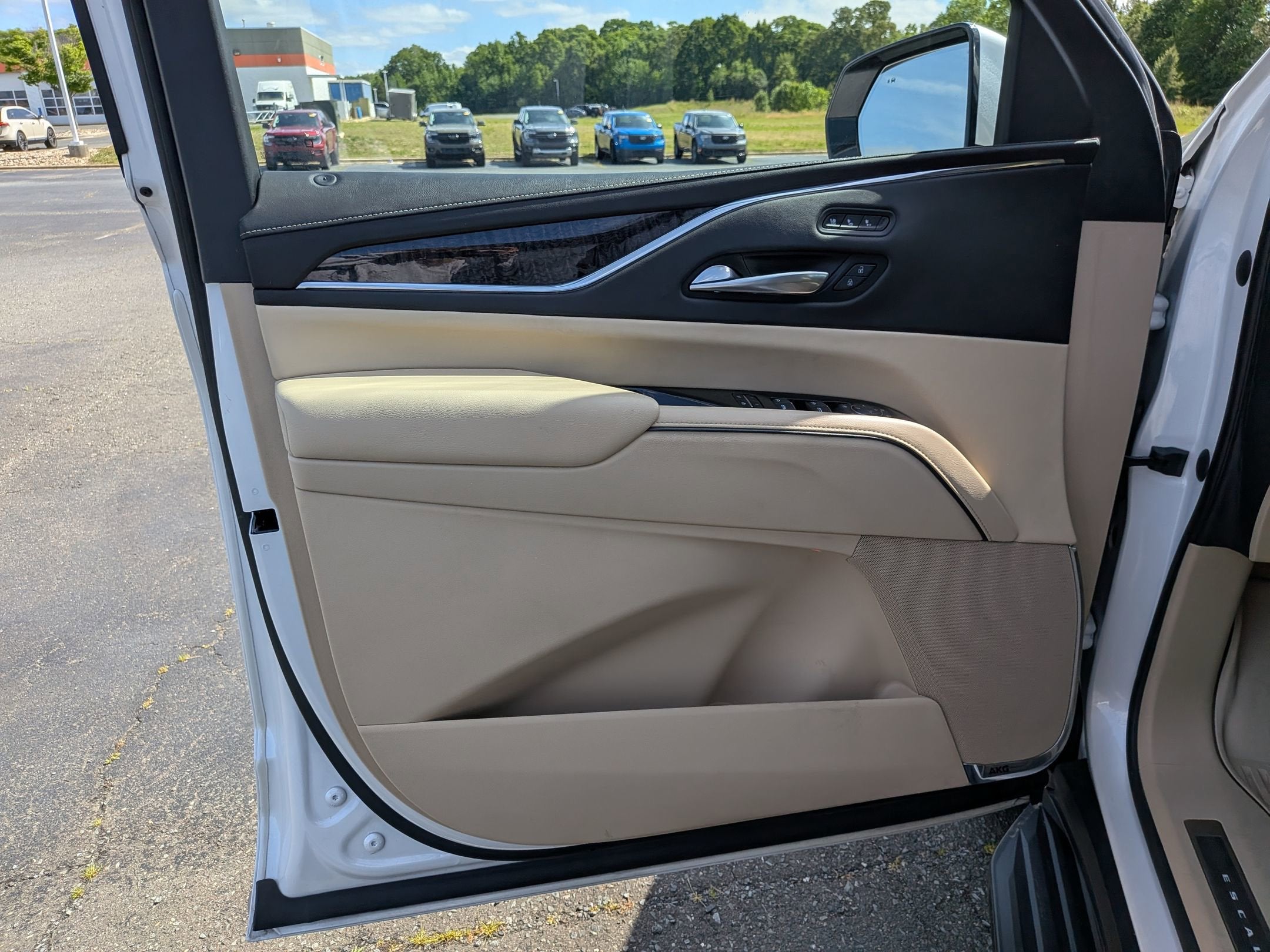 2021 Cadillac Escalade Premium Luxury