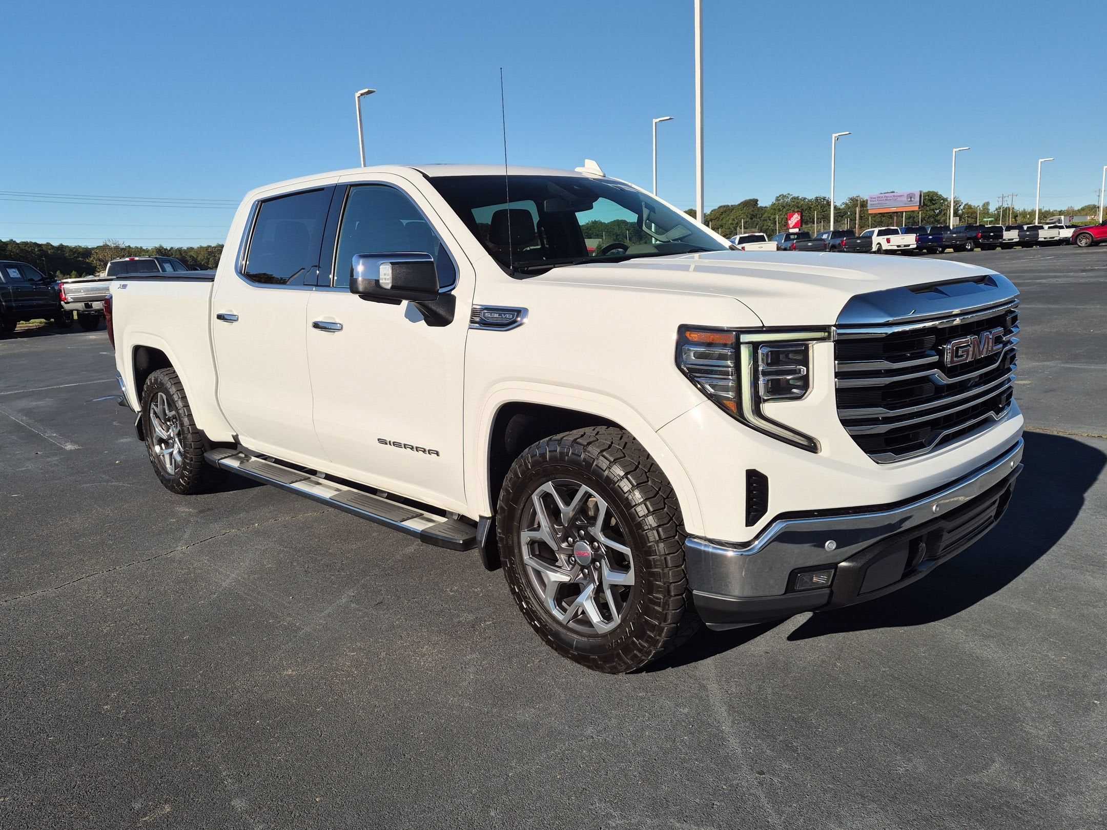 2024 GMC Sierra 1500 SLT