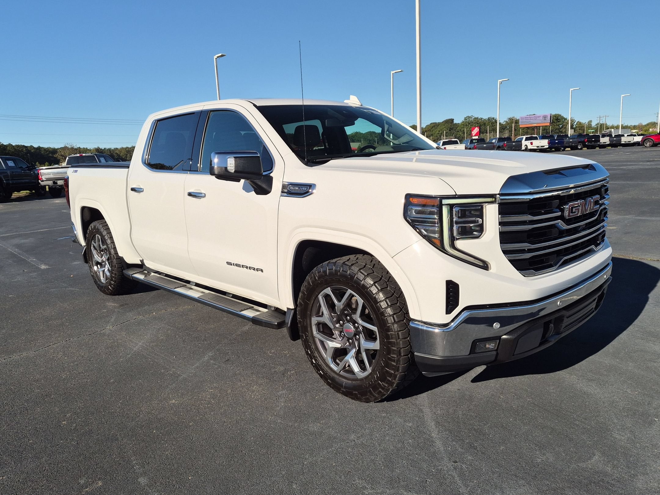 2024 GMC Sierra 1500 SLT
