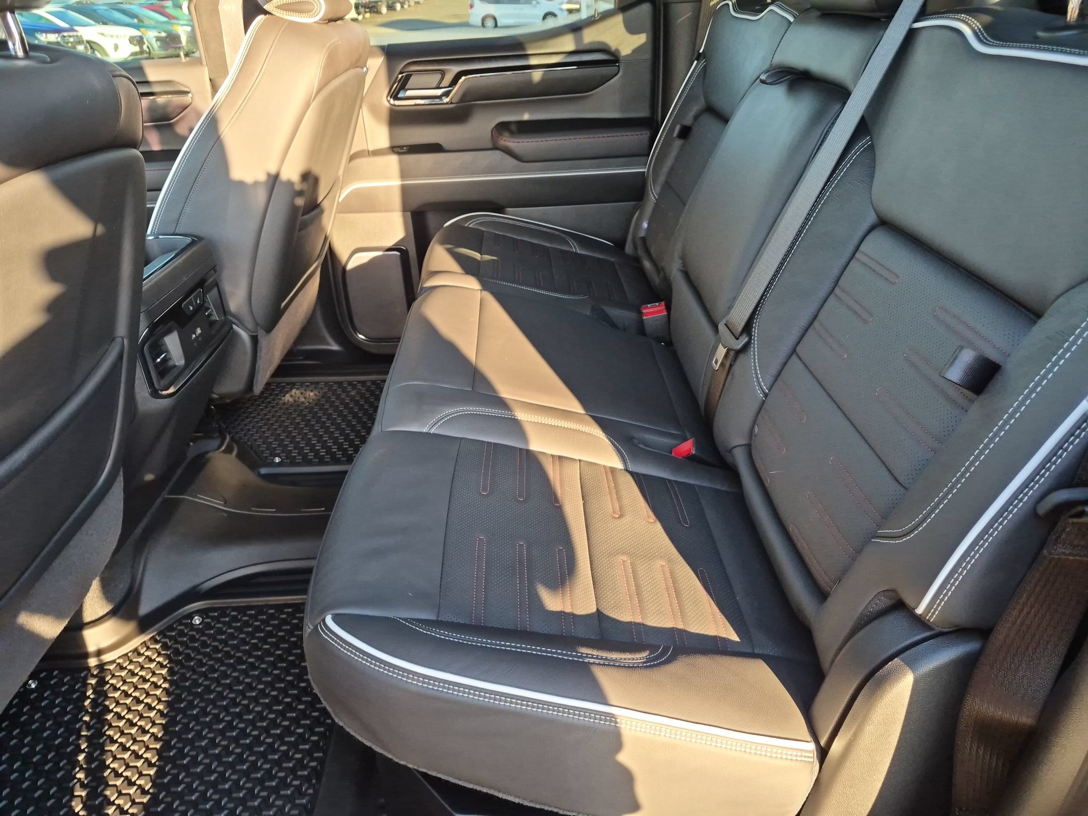 2025 GMC Sierra 1500 AT4X