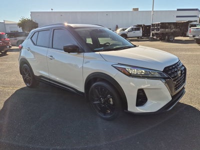 2023 Nissan Kicks SR