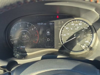 2023 Nissan Kicks SR