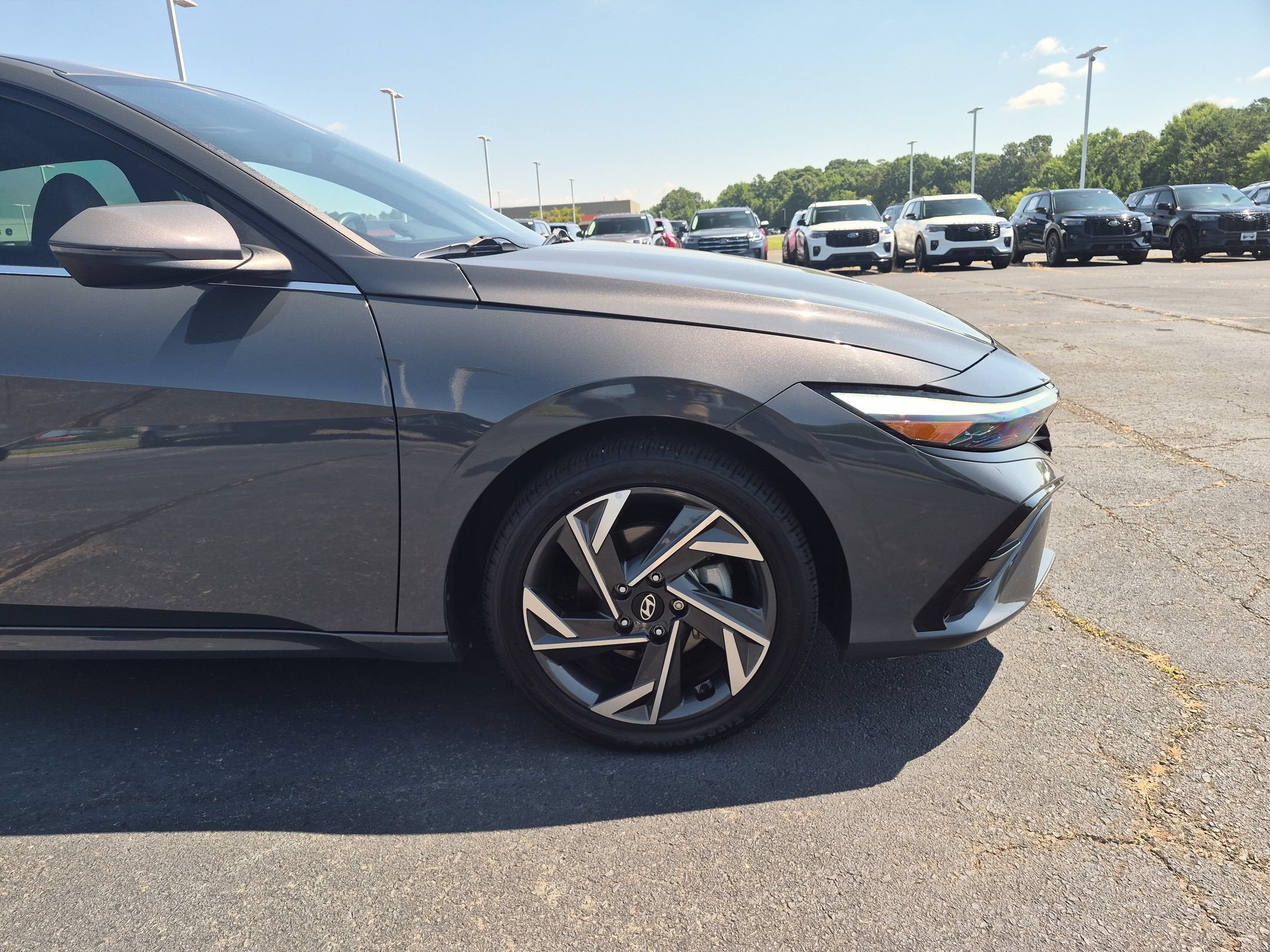 2024 Hyundai Elantra Hybrid Limited