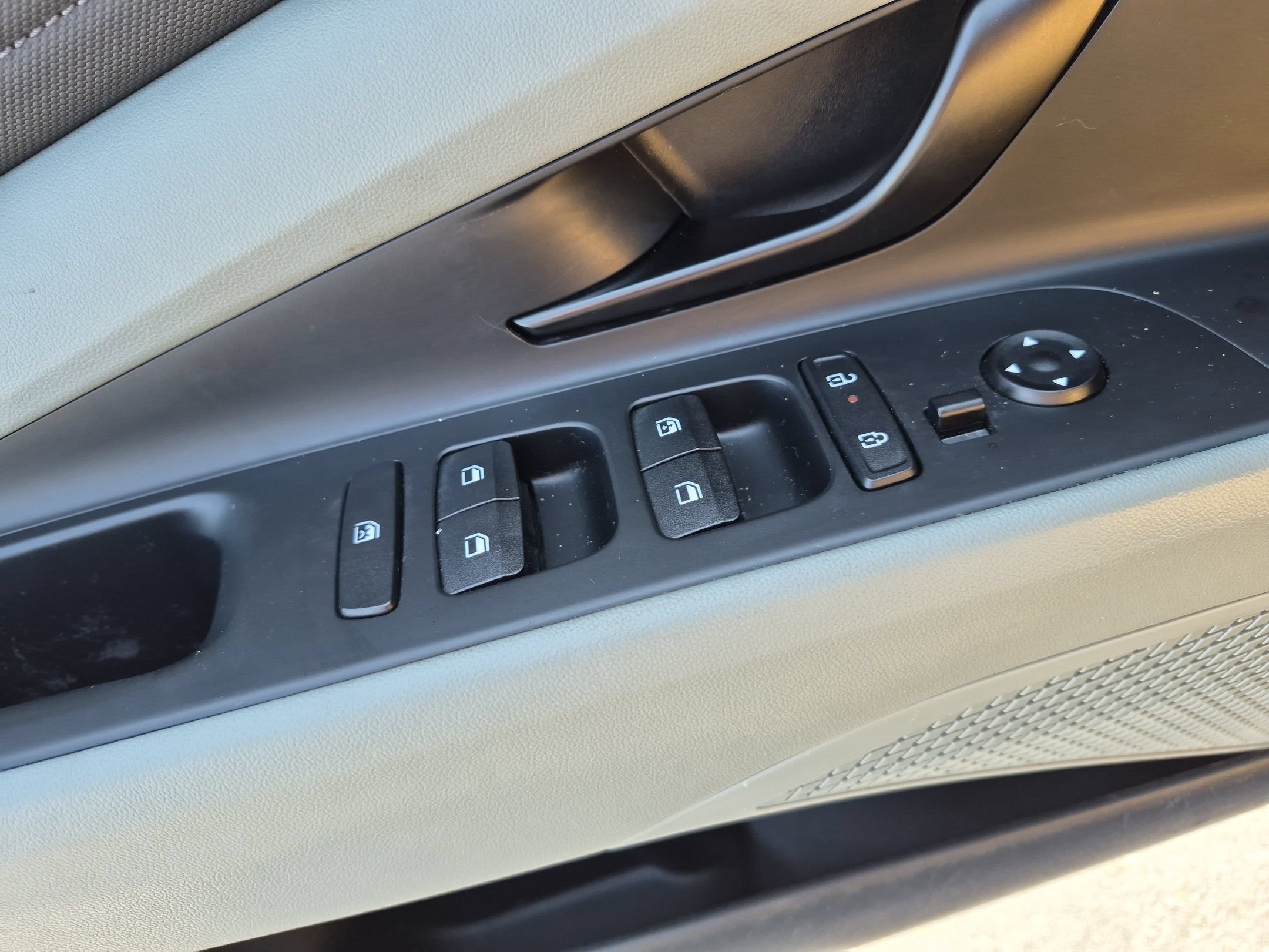 2024 Hyundai Elantra Hybrid Limited