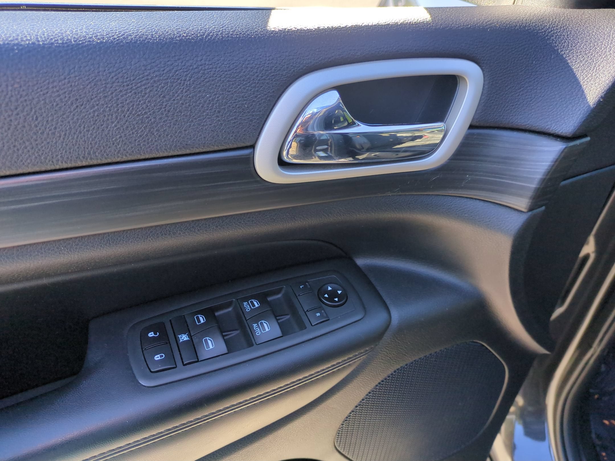 2020 Jeep Grand Cherokee Laredo E