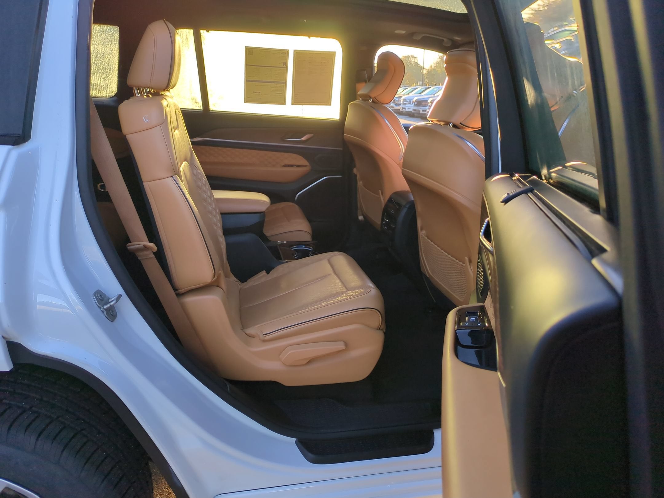 2023 Jeep Grand Cherokee L Summit