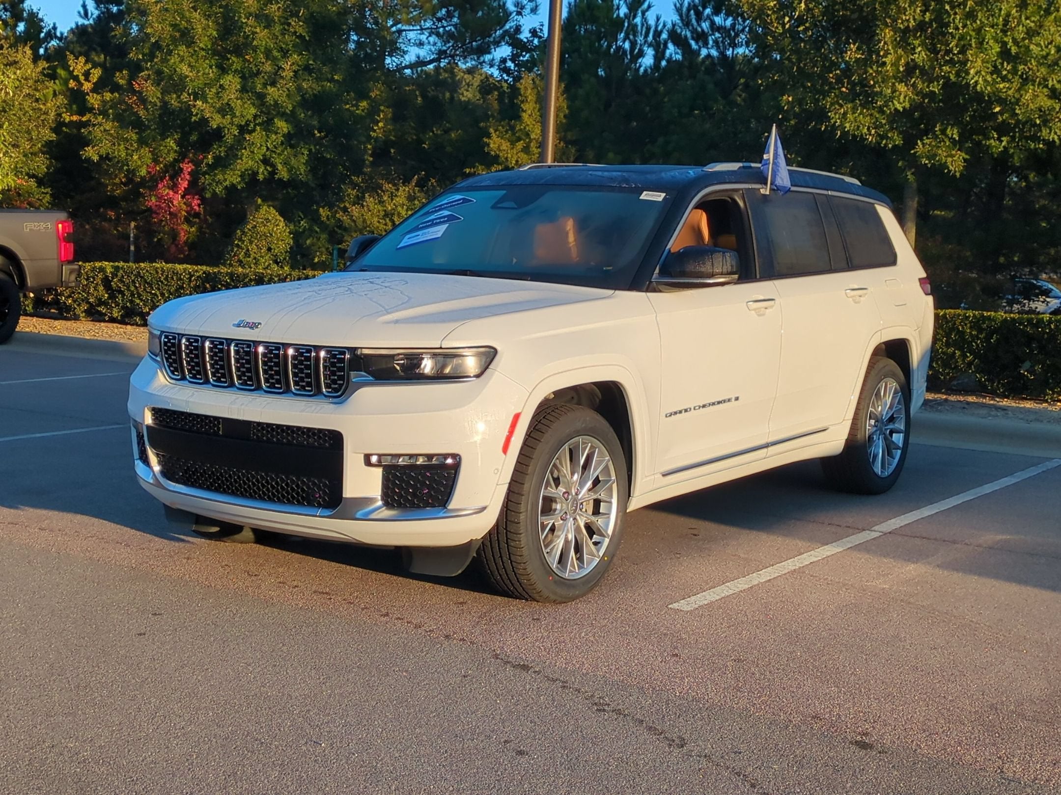 2023 Jeep Grand Cherokee L Summit