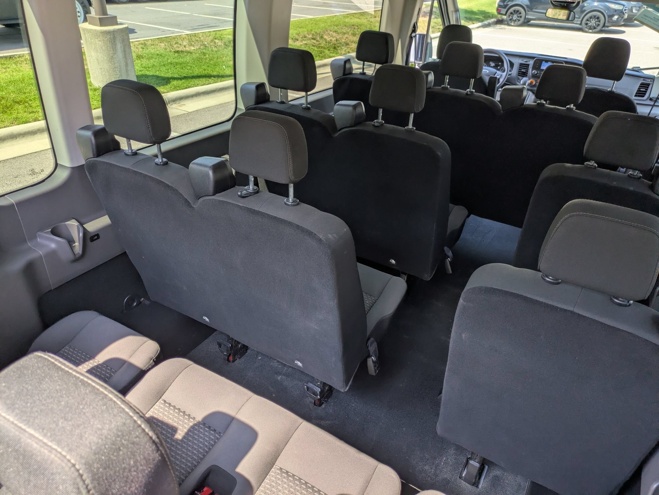 2025 Ford Transit Passenger Wagon XL