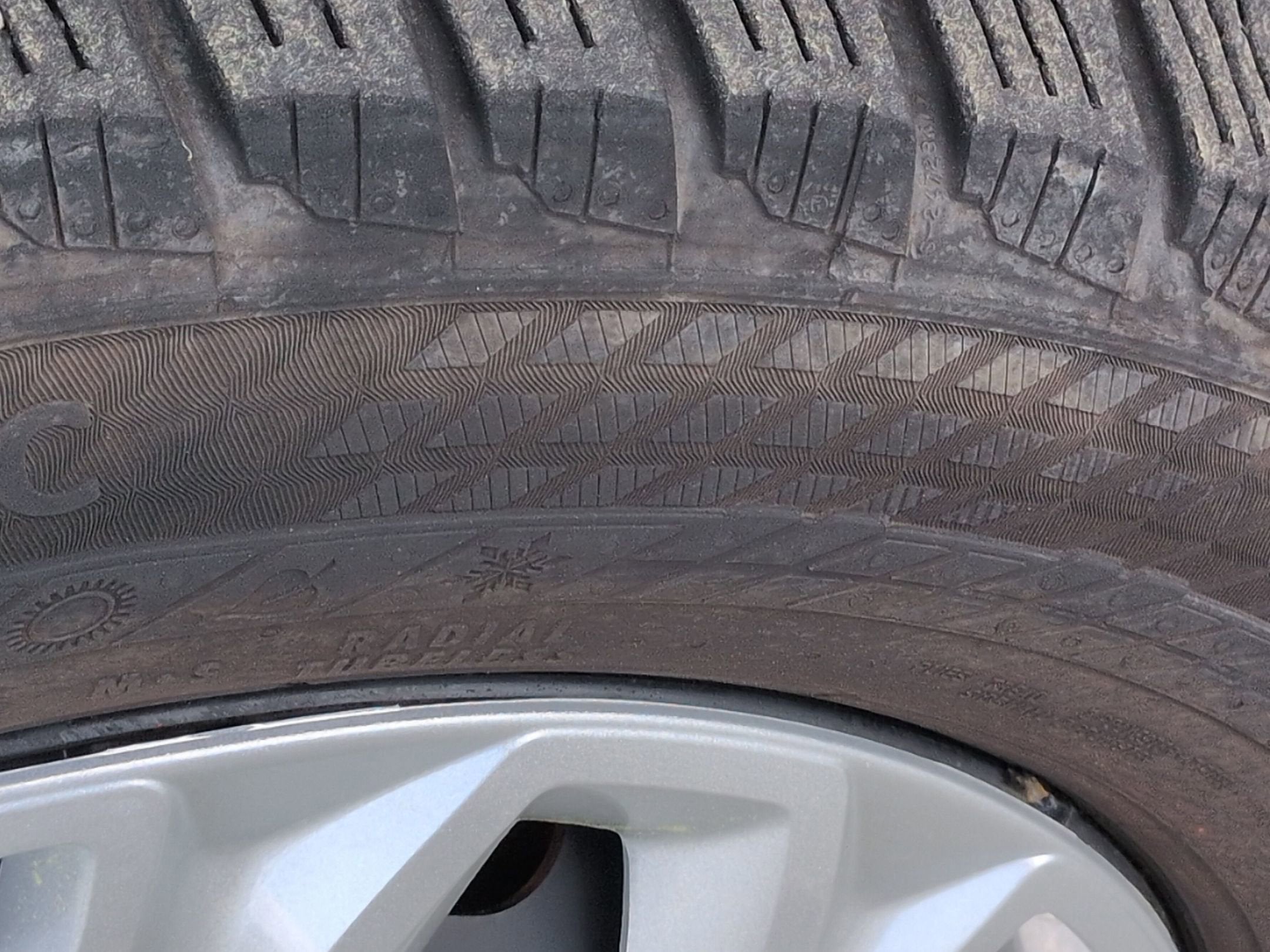 2024 Ford Transit Passenger Wagon XLT