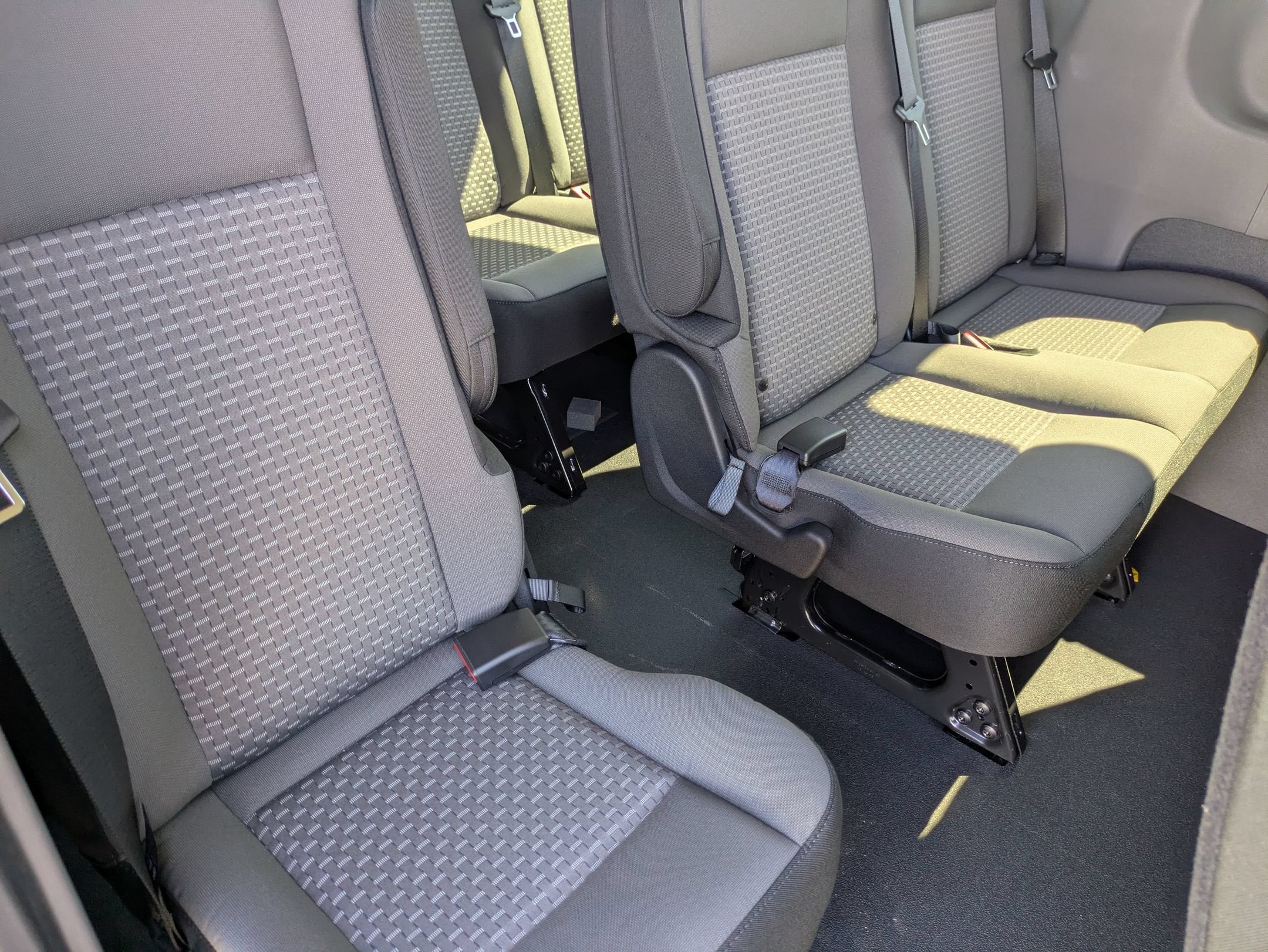 2026 Ford Transit Passenger Wagon XLT