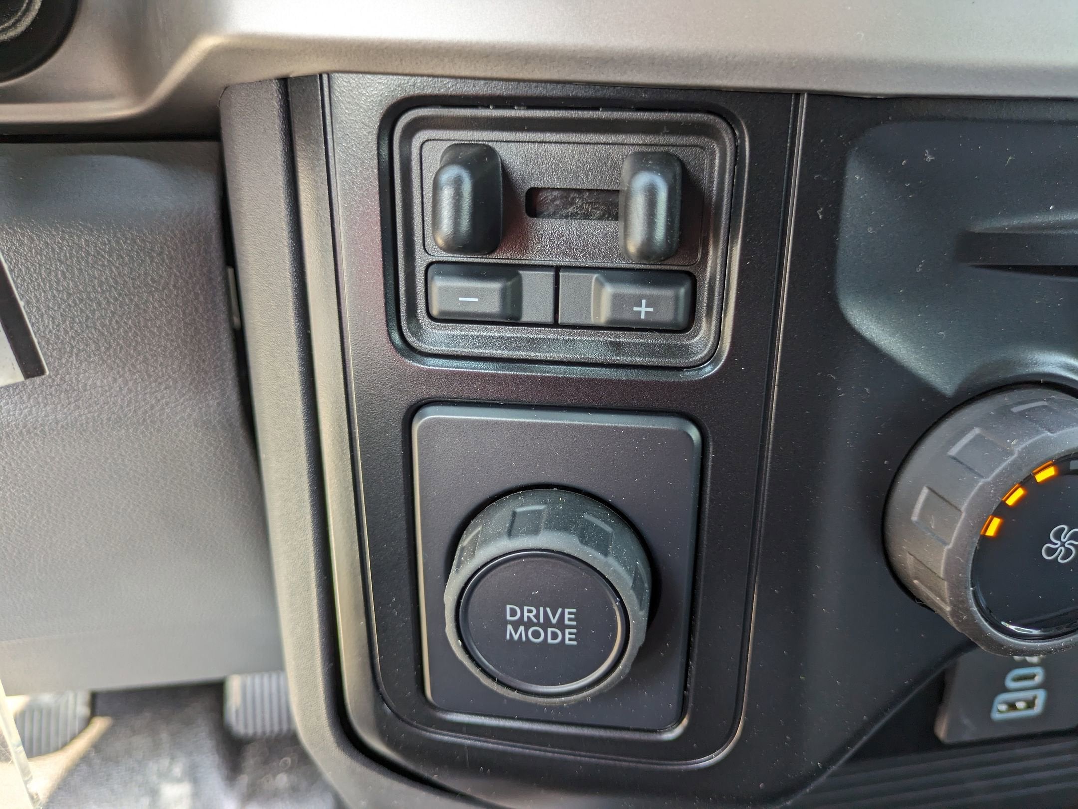 2025 Ford Super Duty F-450 DRW XL