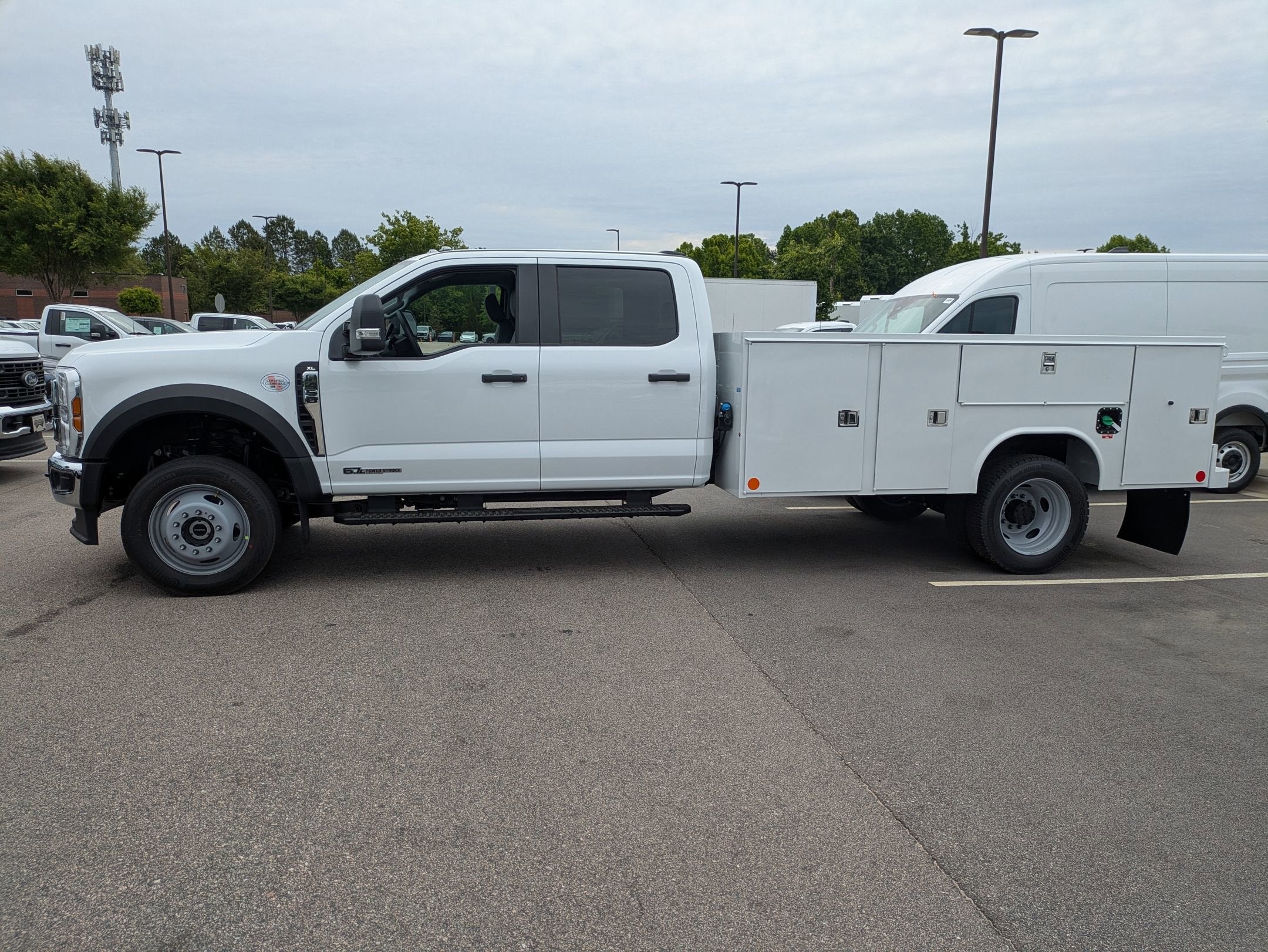 2026 Ford Super Duty F-450 DRW XL