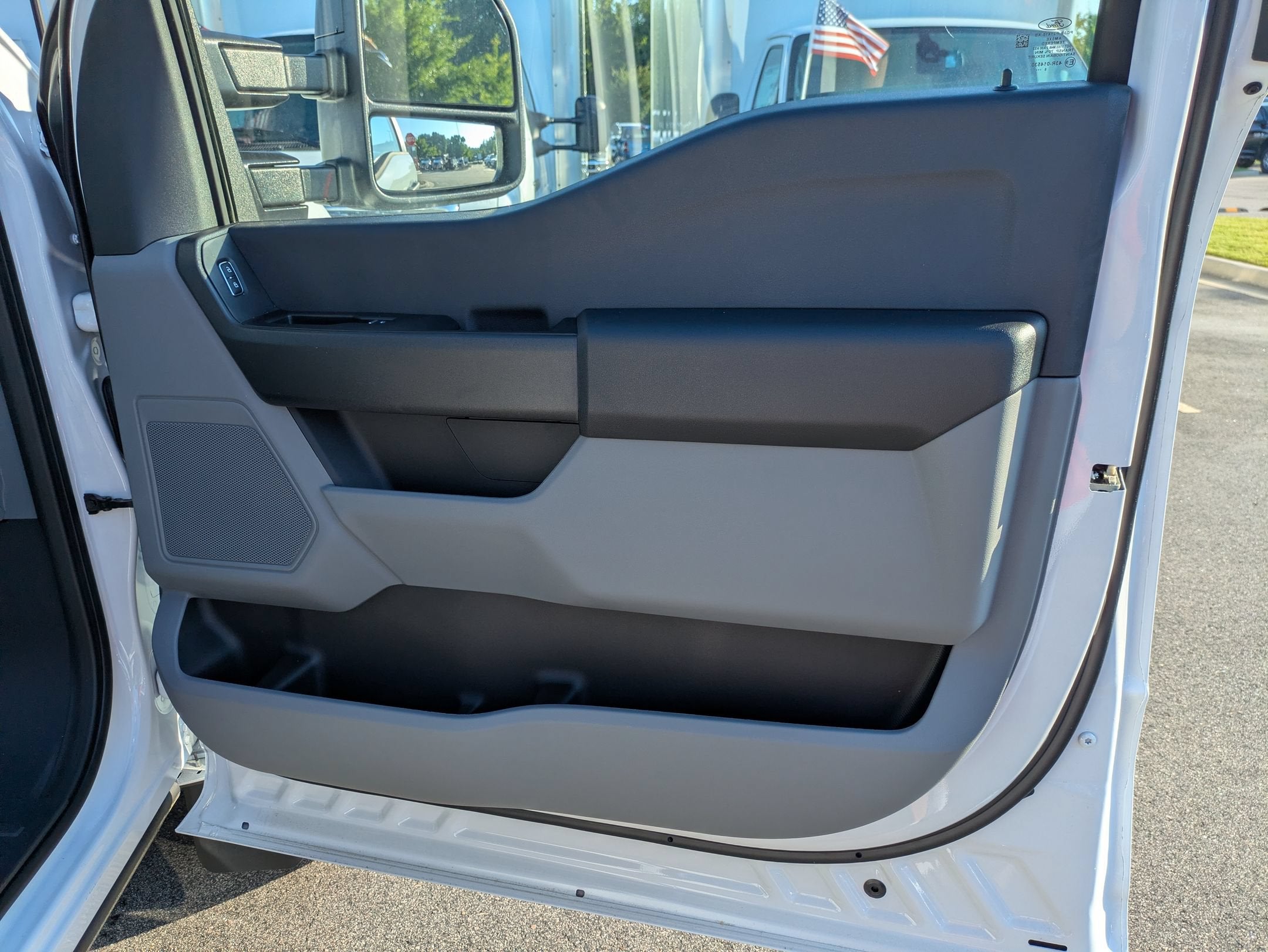 2026 Ford Super Duty F-550 DRW XL